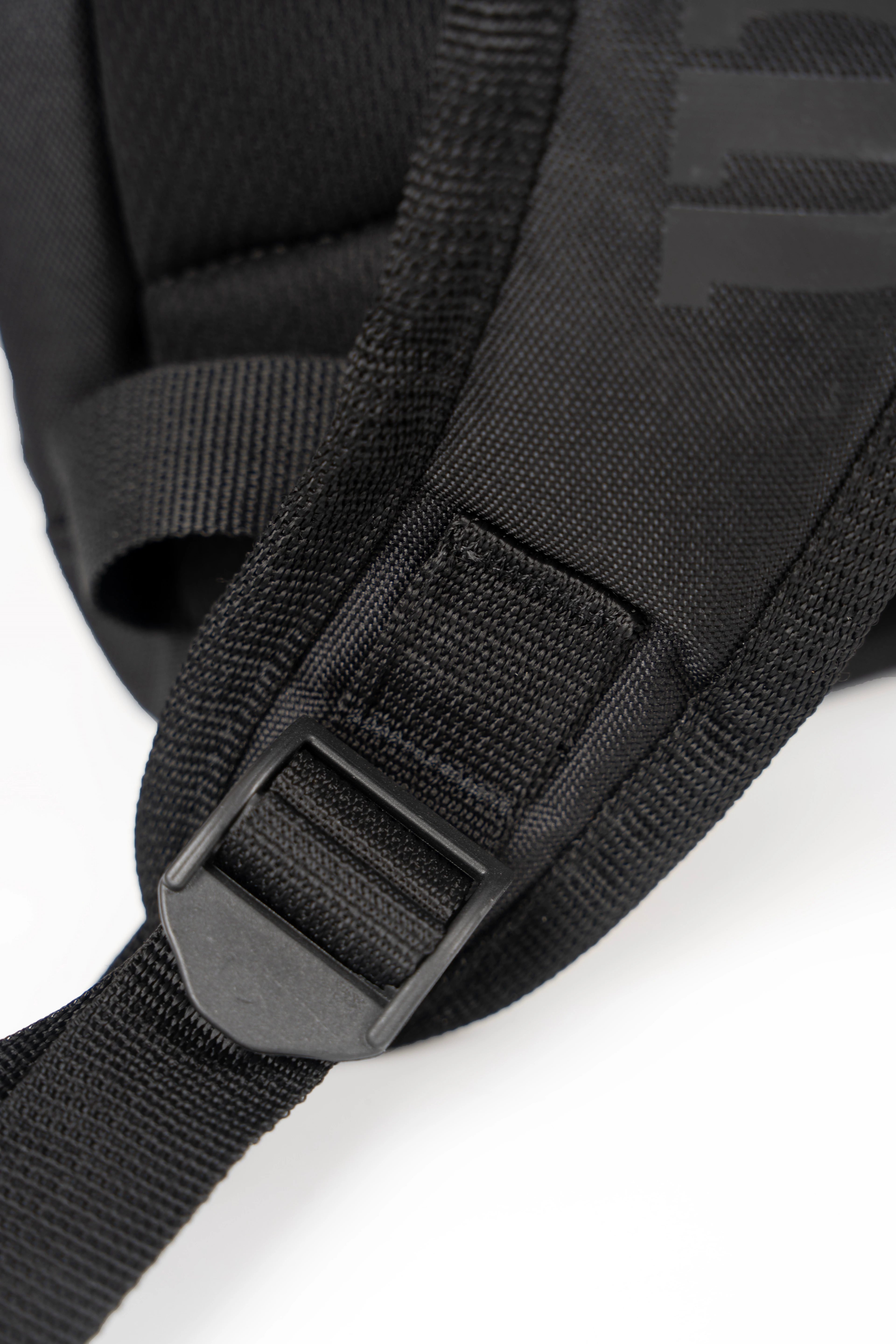 Wilson Tour Sırt Çantası 20 Lt.