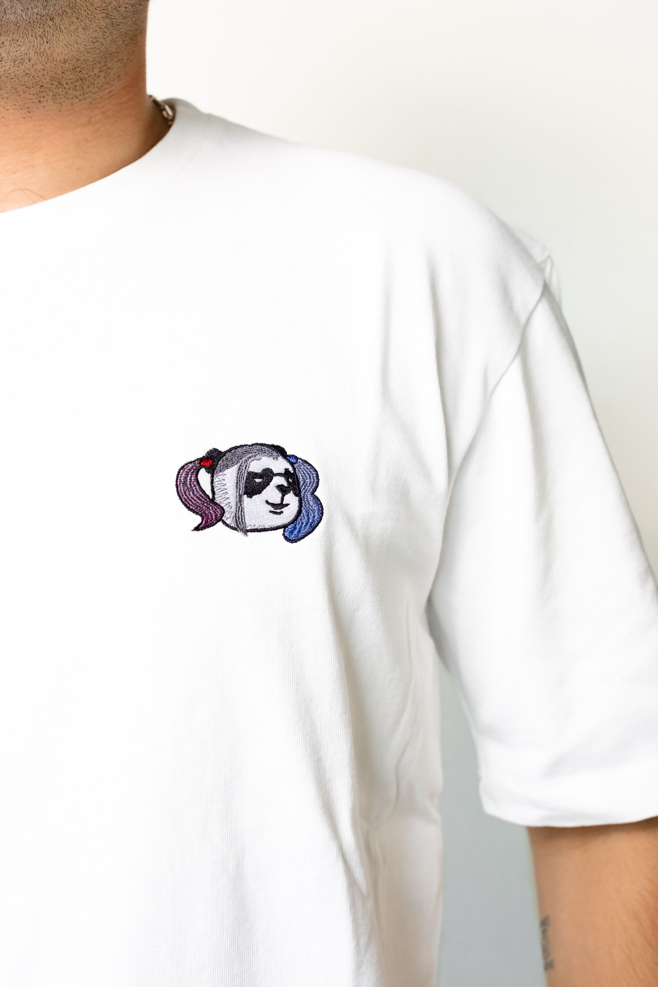 Harley Tuck T-Shirt Unisex