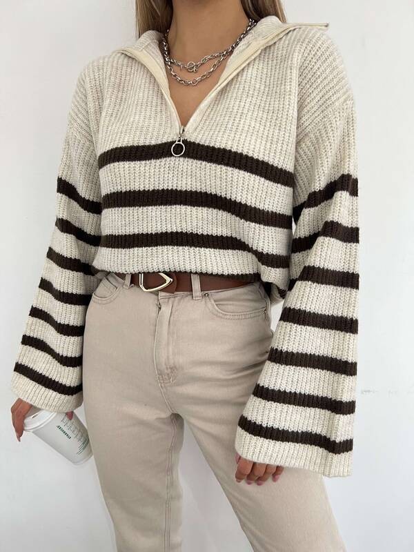 Zippered Oversized Knit Sweater - Brown