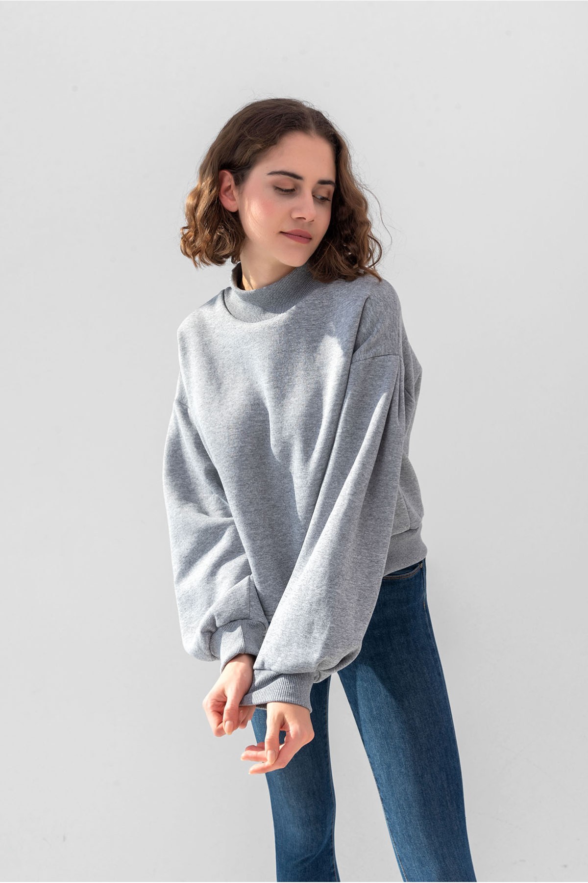 Gray Turtleneck Balloon Sleeve Crop Knitted Sweatshirt