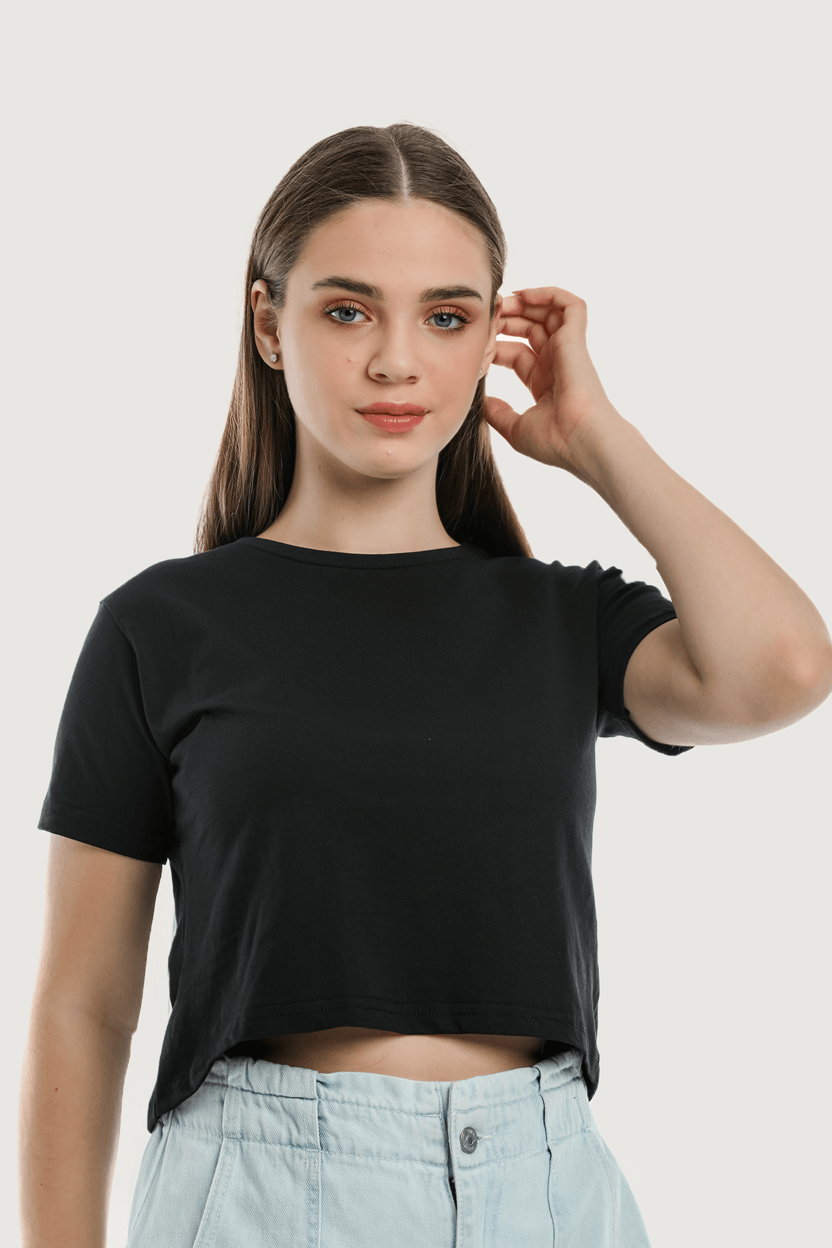 Women's Black Crew Neck Basic Crop T-shirt