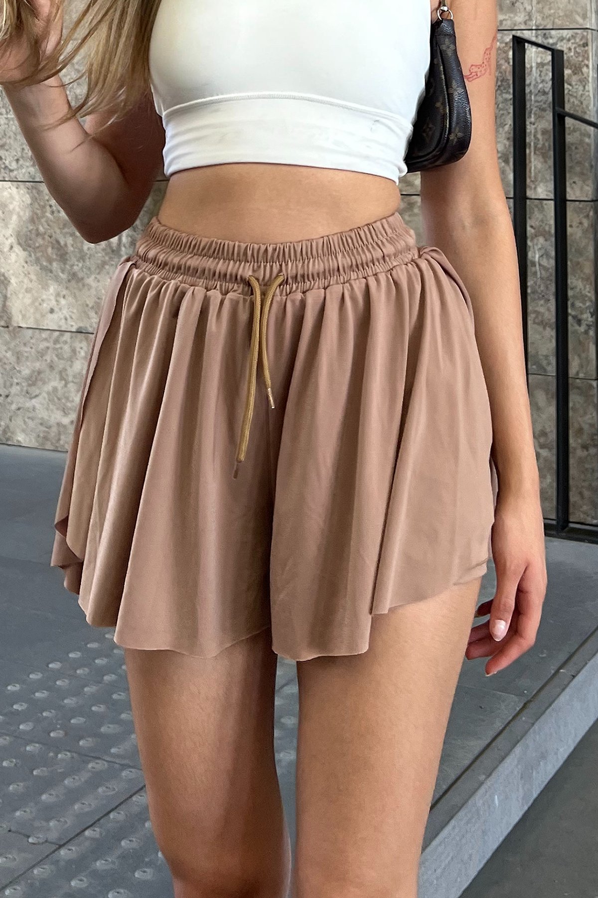 Wide Cut Sports Shorts - Café au Lait Color