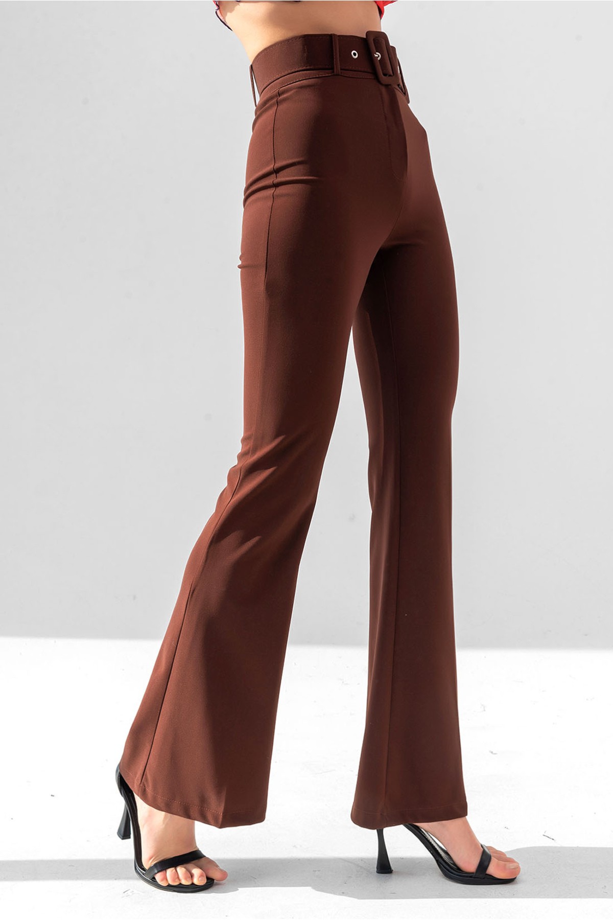 Women's Belted High Waist Flared Trousers - Earth Tone