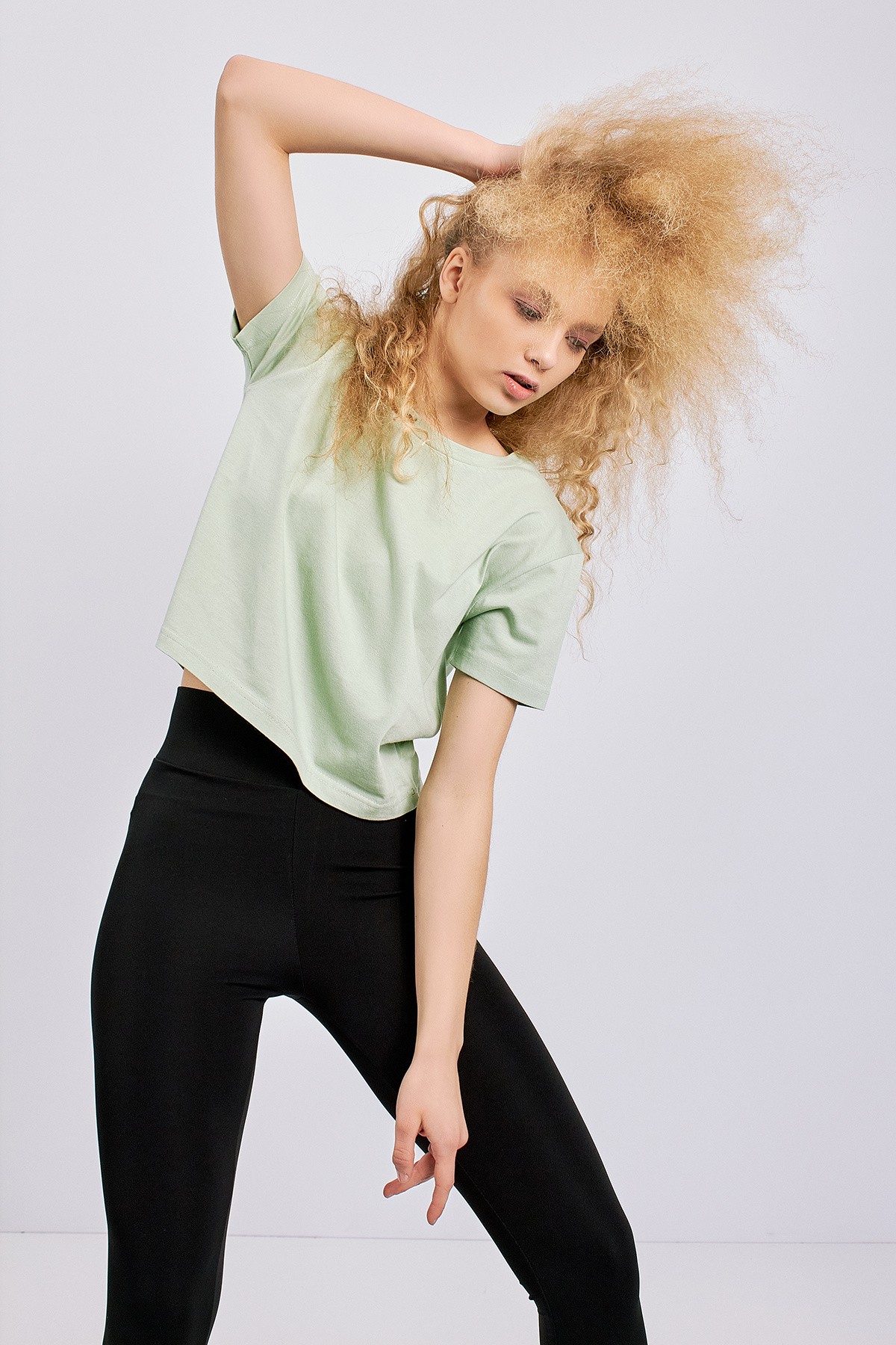 Water Green Crew Neck Basic Crop T-Shirt