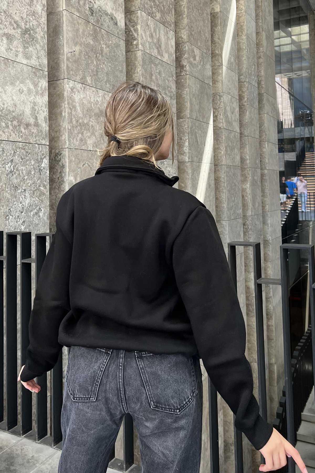 Fermuar Detaylı Oversize Sweatshirt