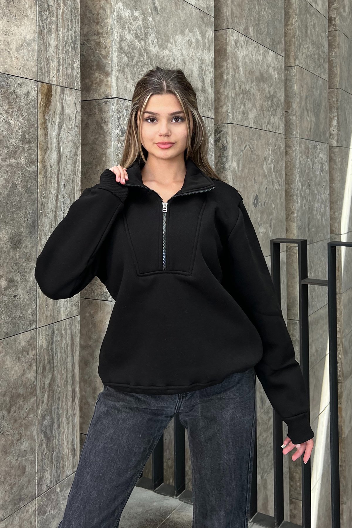 Fermuar Detaylı Oversize Sweatshirt