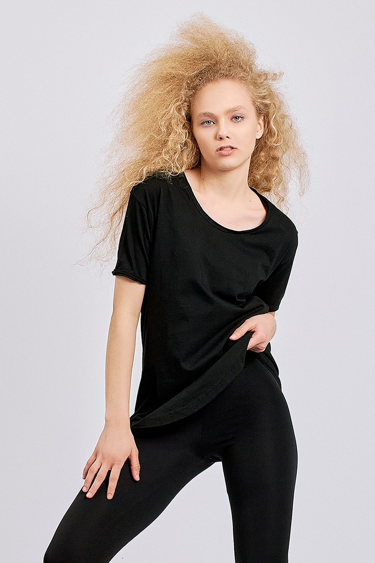 T-shirt basique coupe ample pour femme - Noire