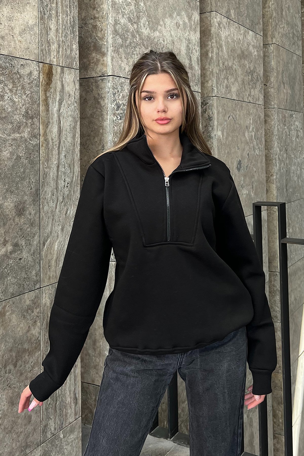 Fermuar Detaylı Oversize Sweatshirt