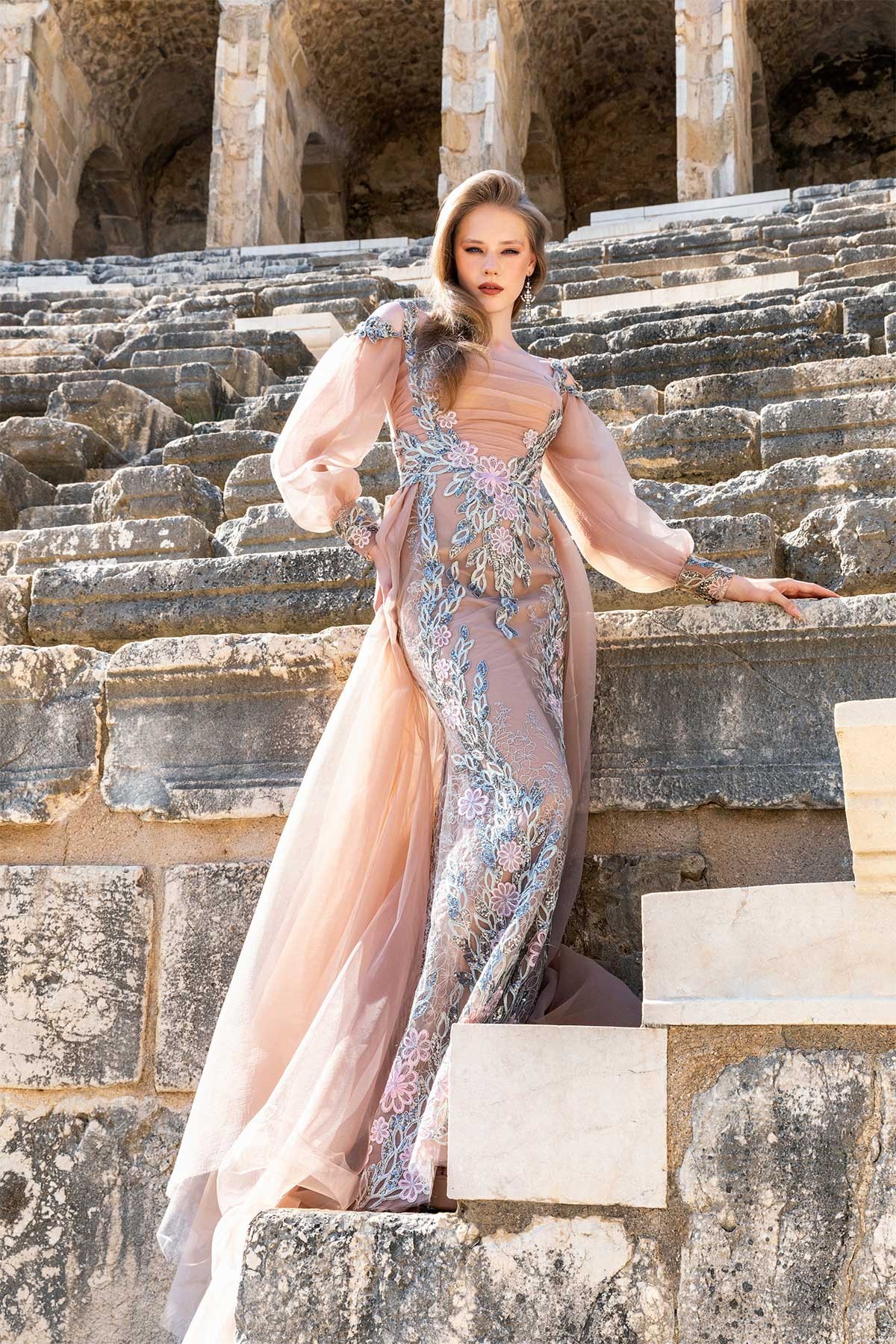 Uzun Kollu Balık Model Tasarım Abiye