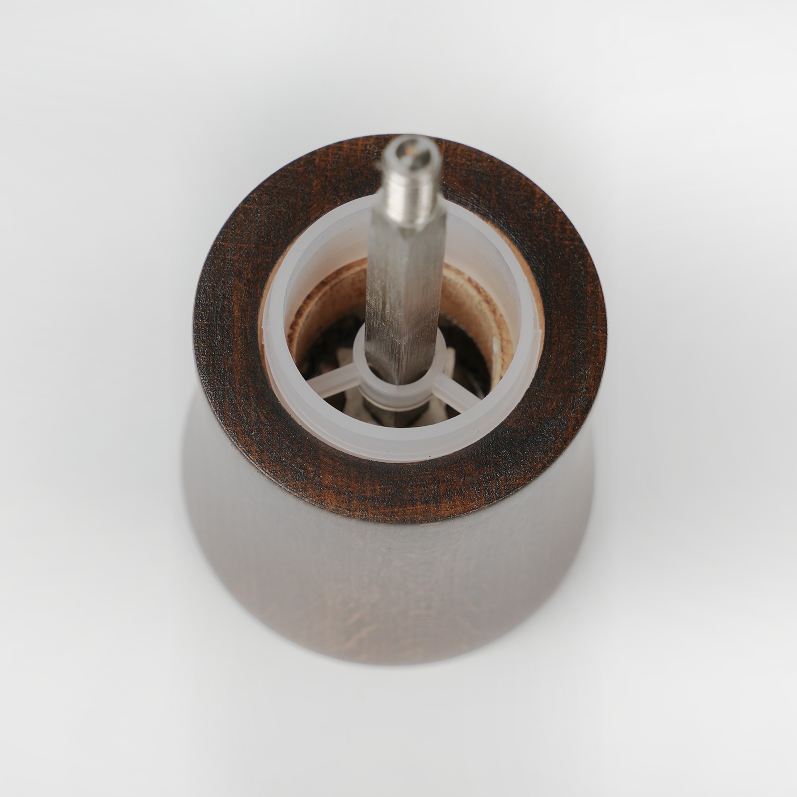 KAHVERENGİ AHŞAP TUZ VE KARABİBER EL DEĞİRMENİ 8 CM