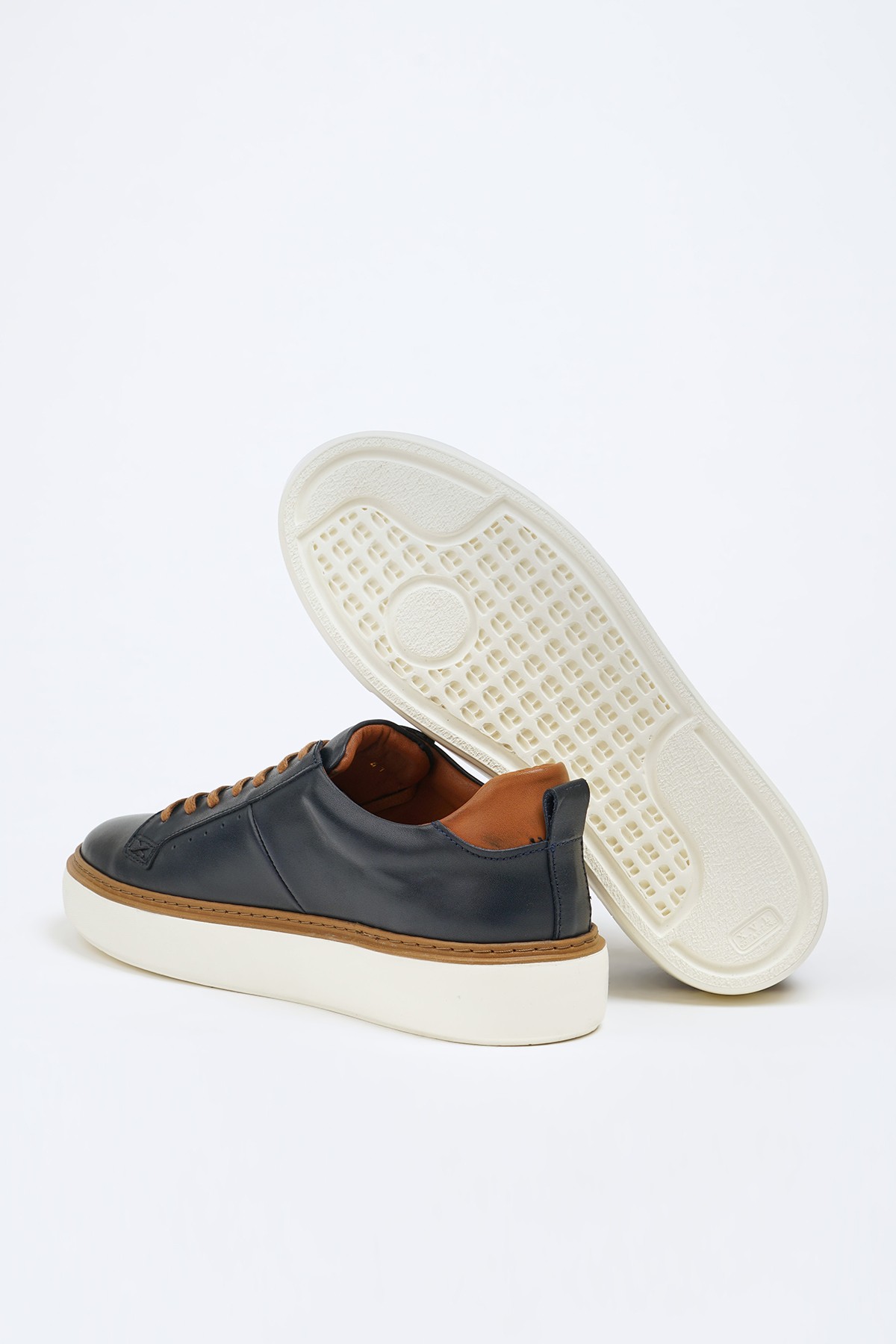 Özel Tasarım Hakiki Natural Deri İthal Taban Sneaker Ayakkabı 