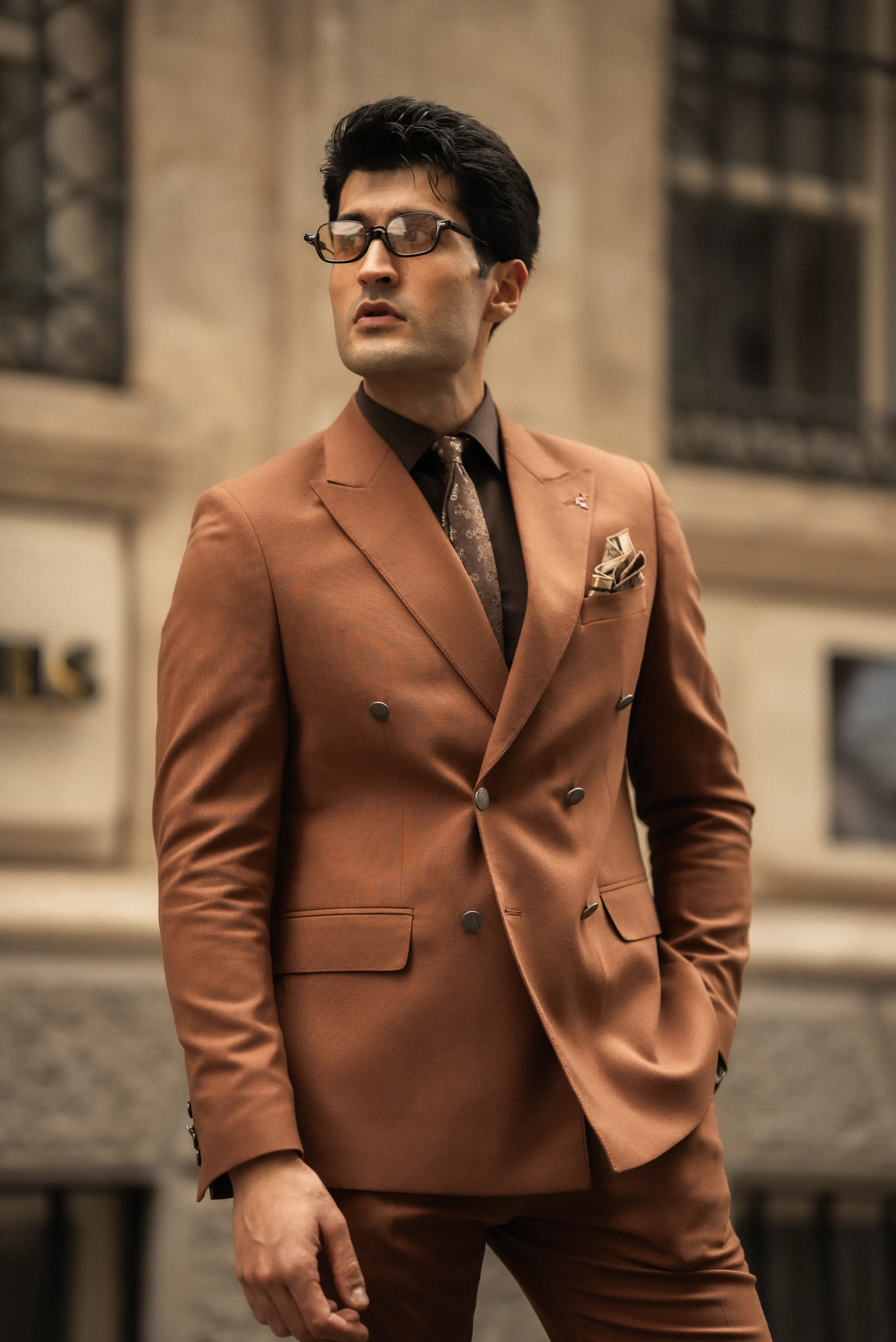 Duz Slim Fit Kırlangıc Yaka Kruvaze Erkek Takım Elbise 