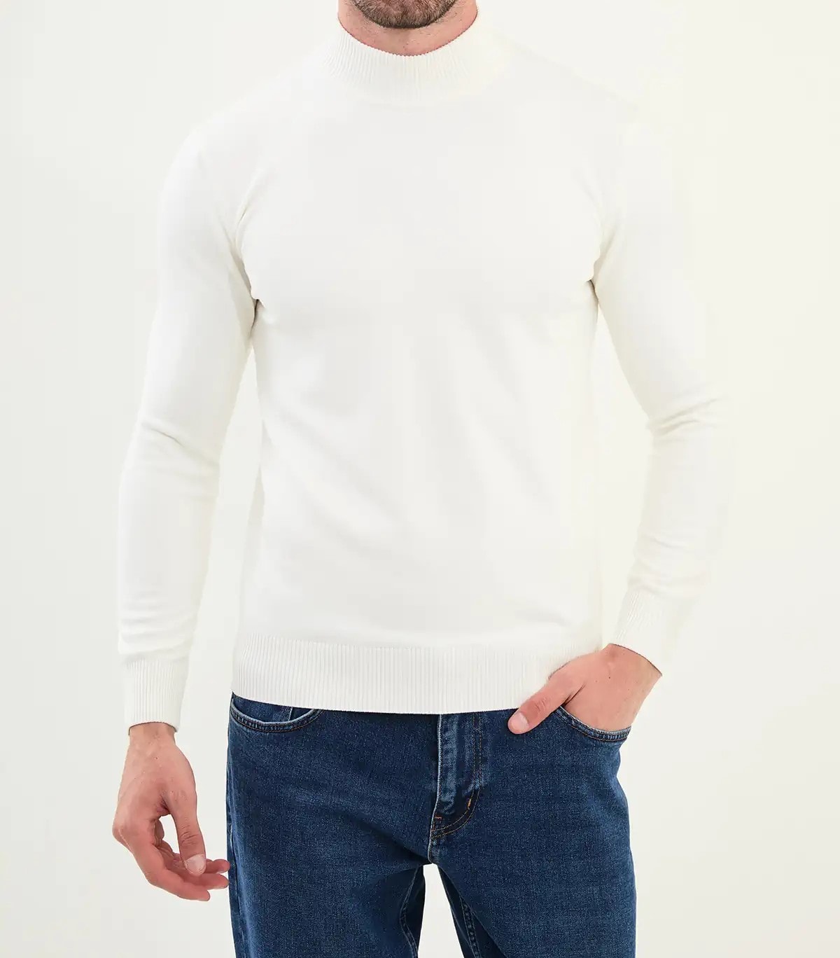 Düz Slim Fit Yarım Balıkçı Triko Kazak  - Ekru