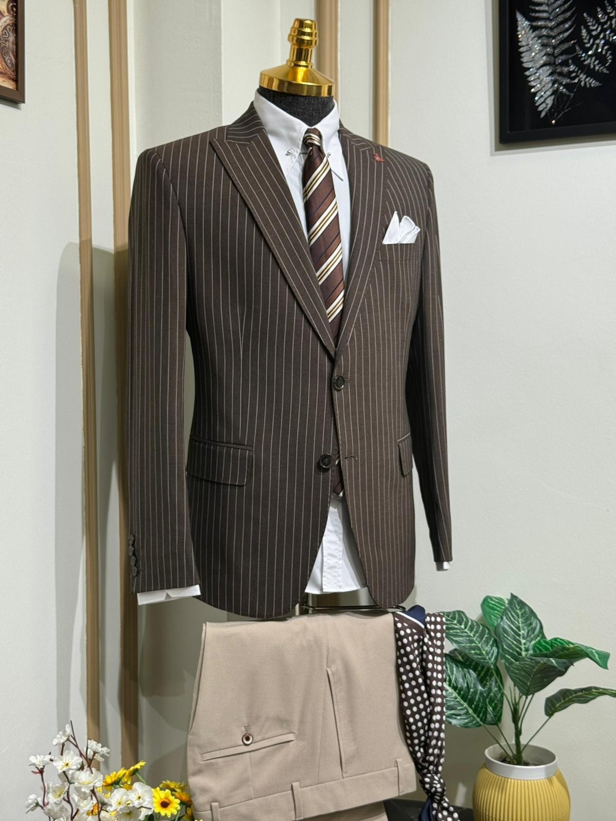 Çizgili Slim Fit Geniş Yaka Kruvaze Takım Elbise 