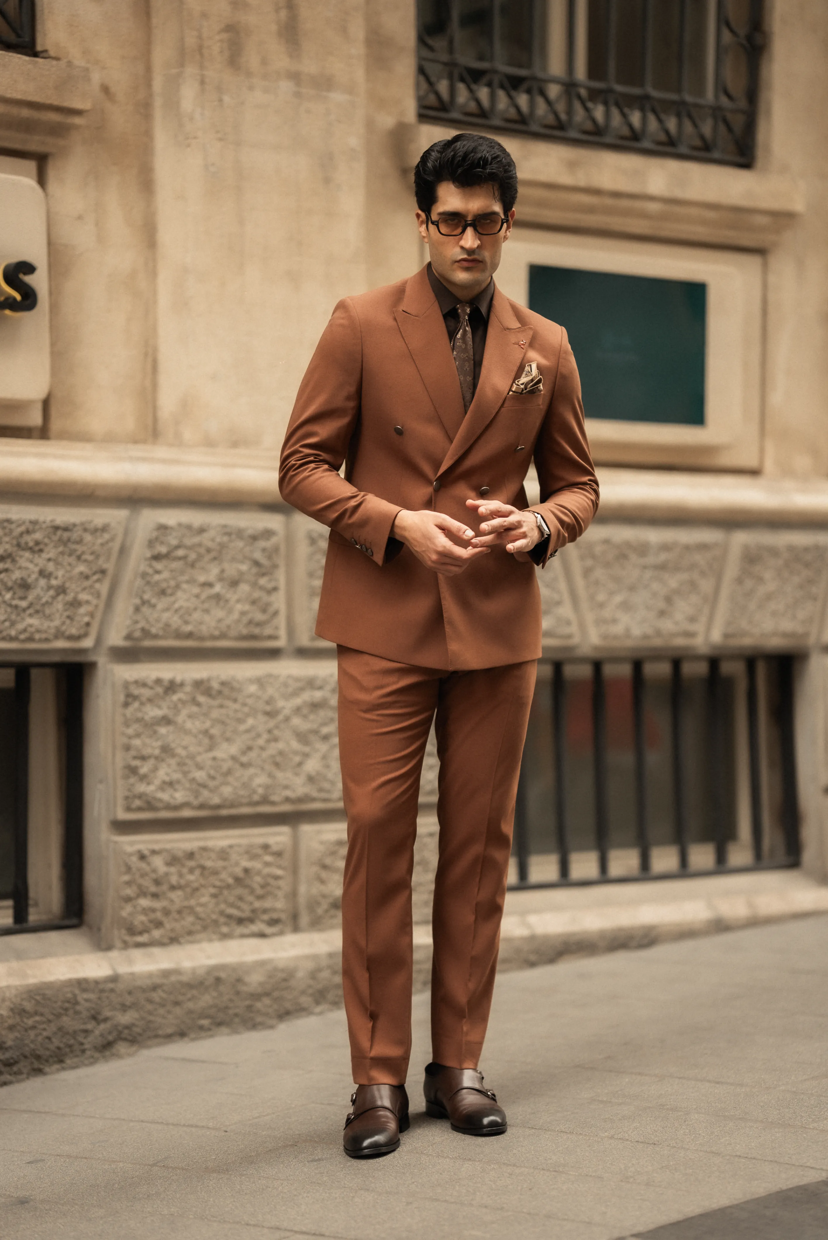 Duz Slim Fit Kırlangıc Yaka Kruvaze Erkek Takım Elbise 