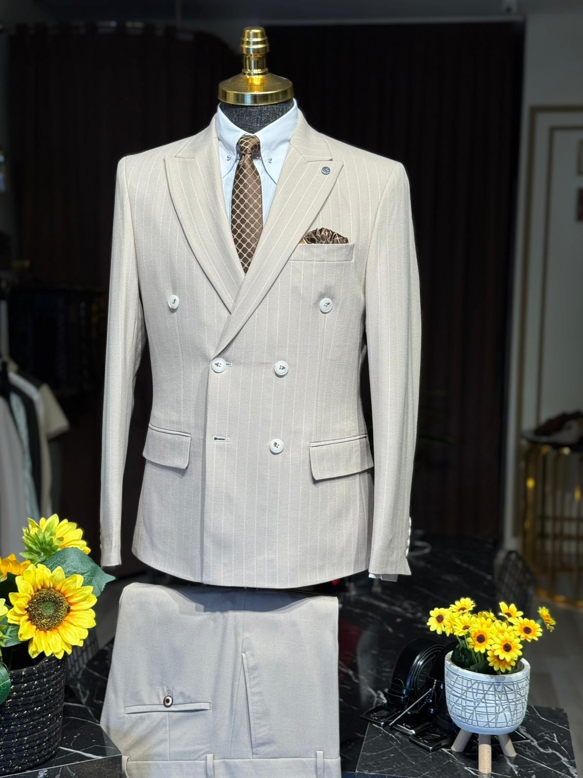 Slim Fit Çizgili Kruvaze Takım Elbise 