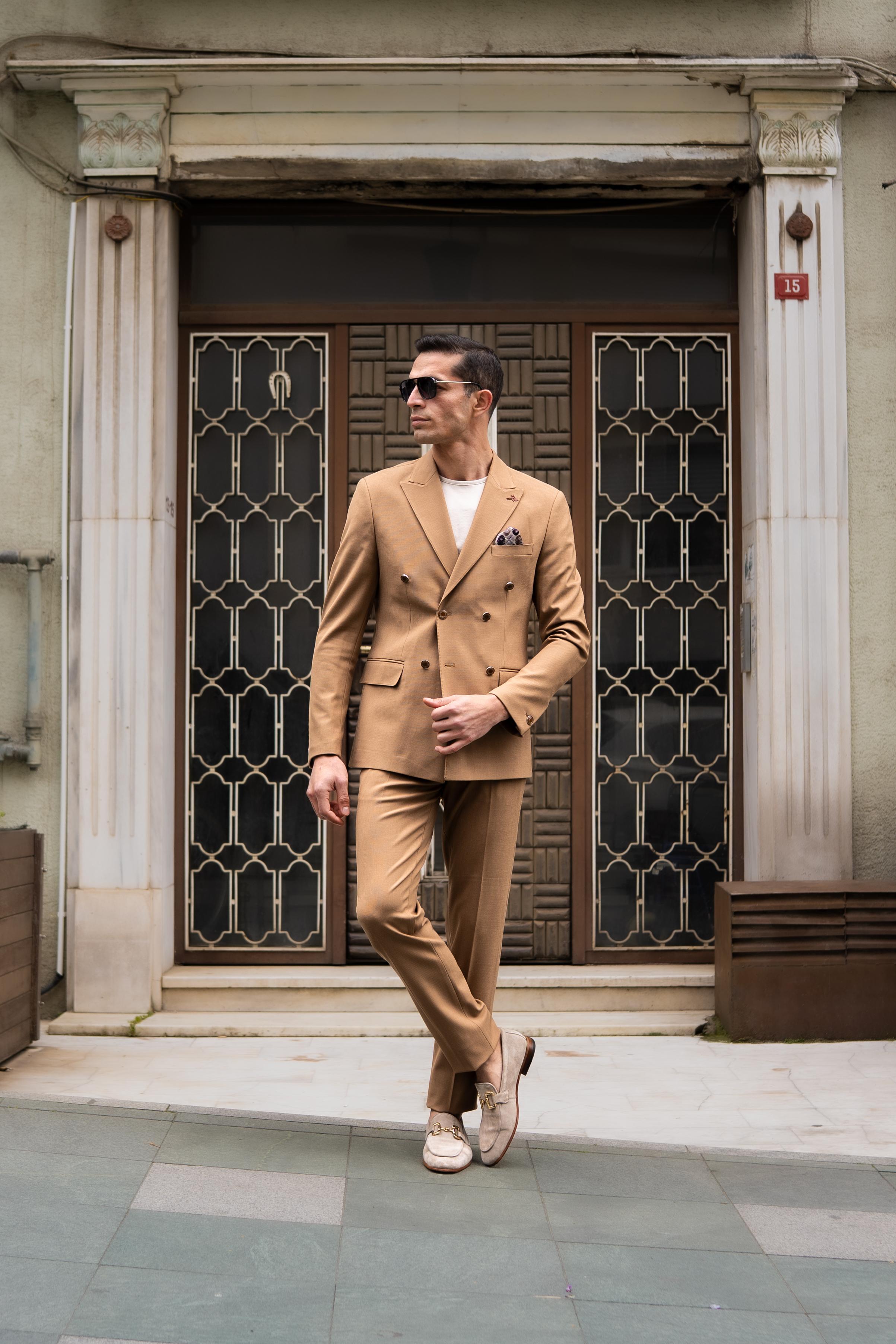 Camel Sivri Yaka Slim Fit  Kruvaze Takım Elbise 