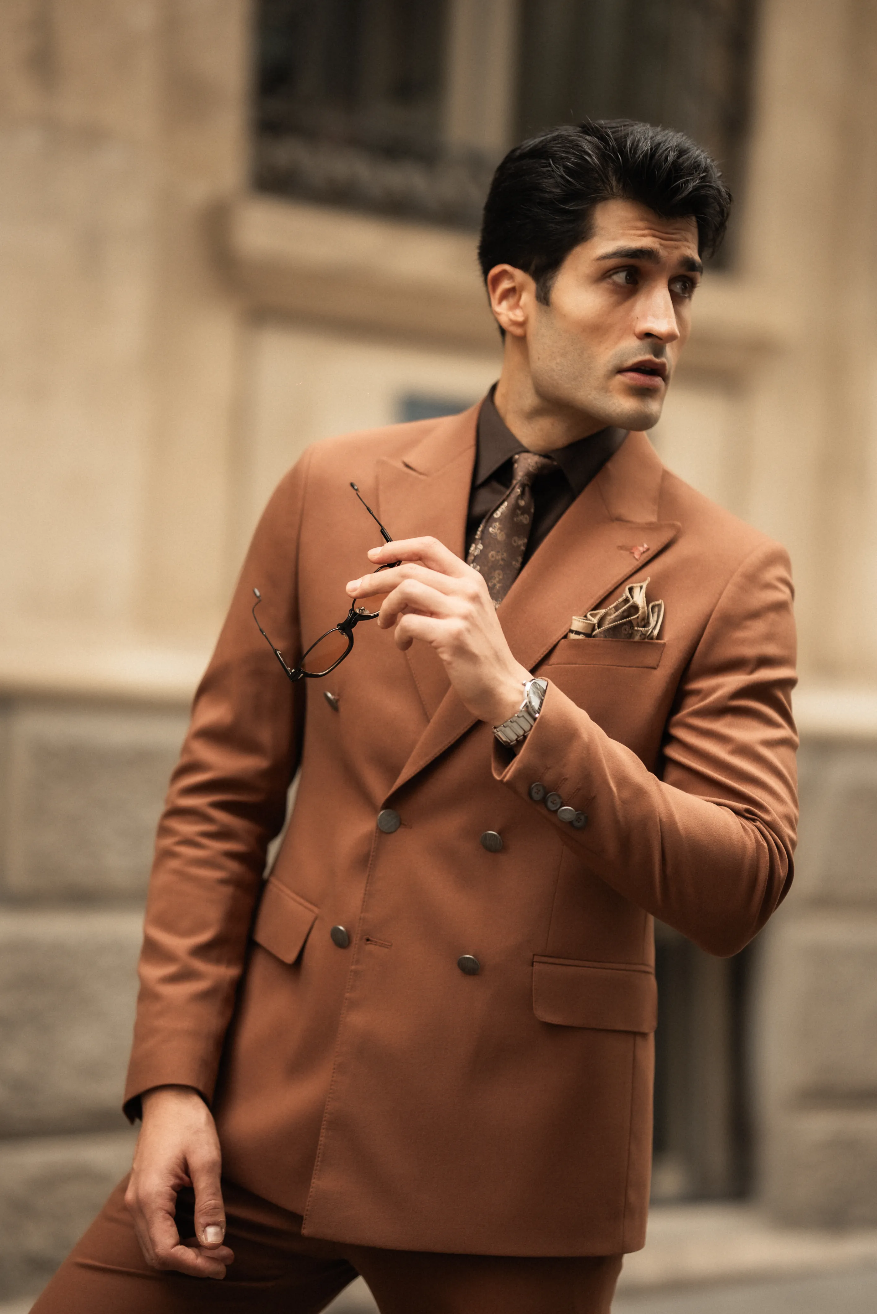 Duz Slim Fit Kırlangıc Yaka Kruvaze Erkek Takım Elbise 