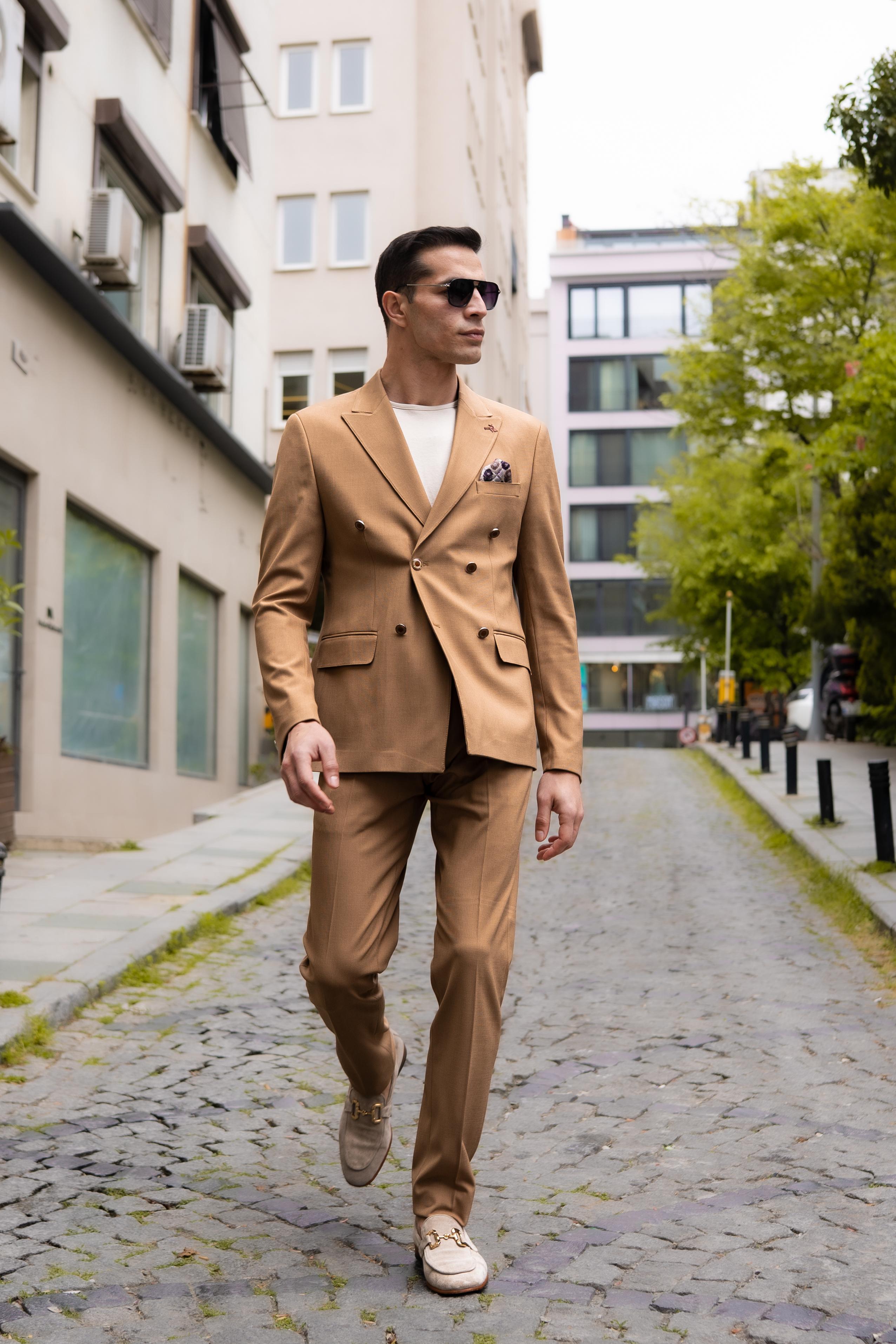 Camel Sivri Yaka Slim Fit  Kruvaze Takım Elbise 