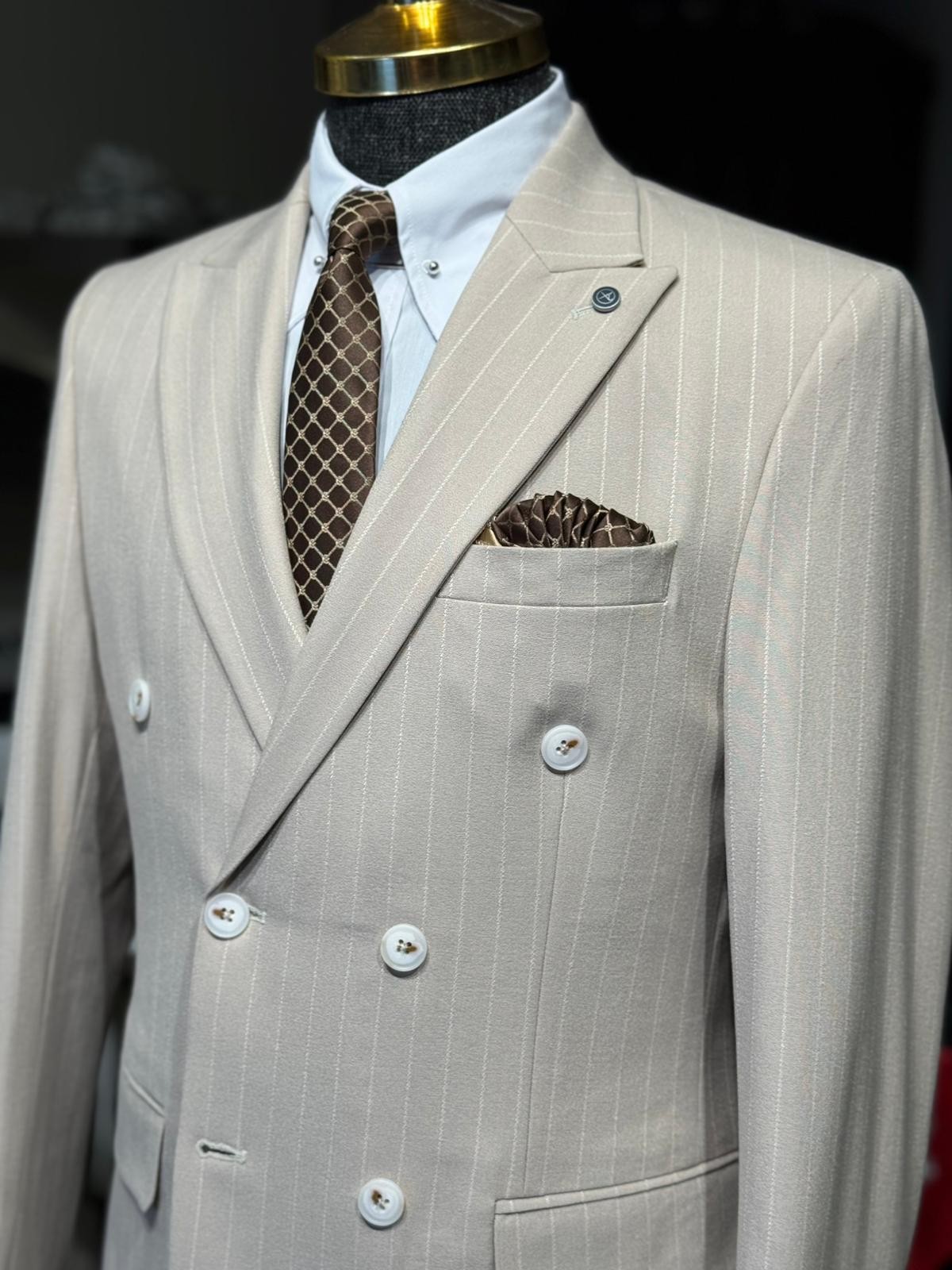 Slim Fit Çizgili Kruvaze Takım Elbise 