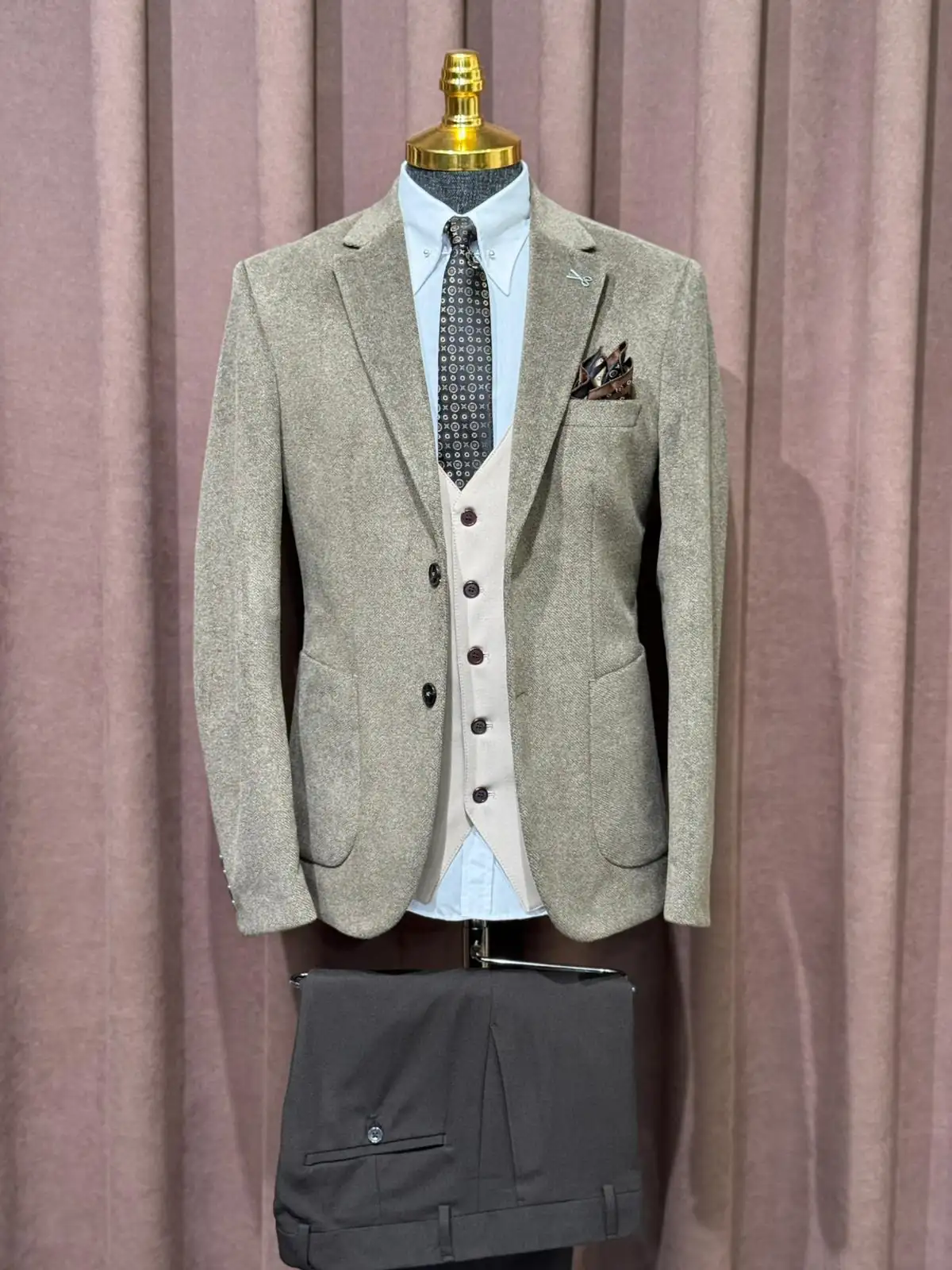 Slim Fit Mono Yaka Kadife Takım Elbise  - Vizon