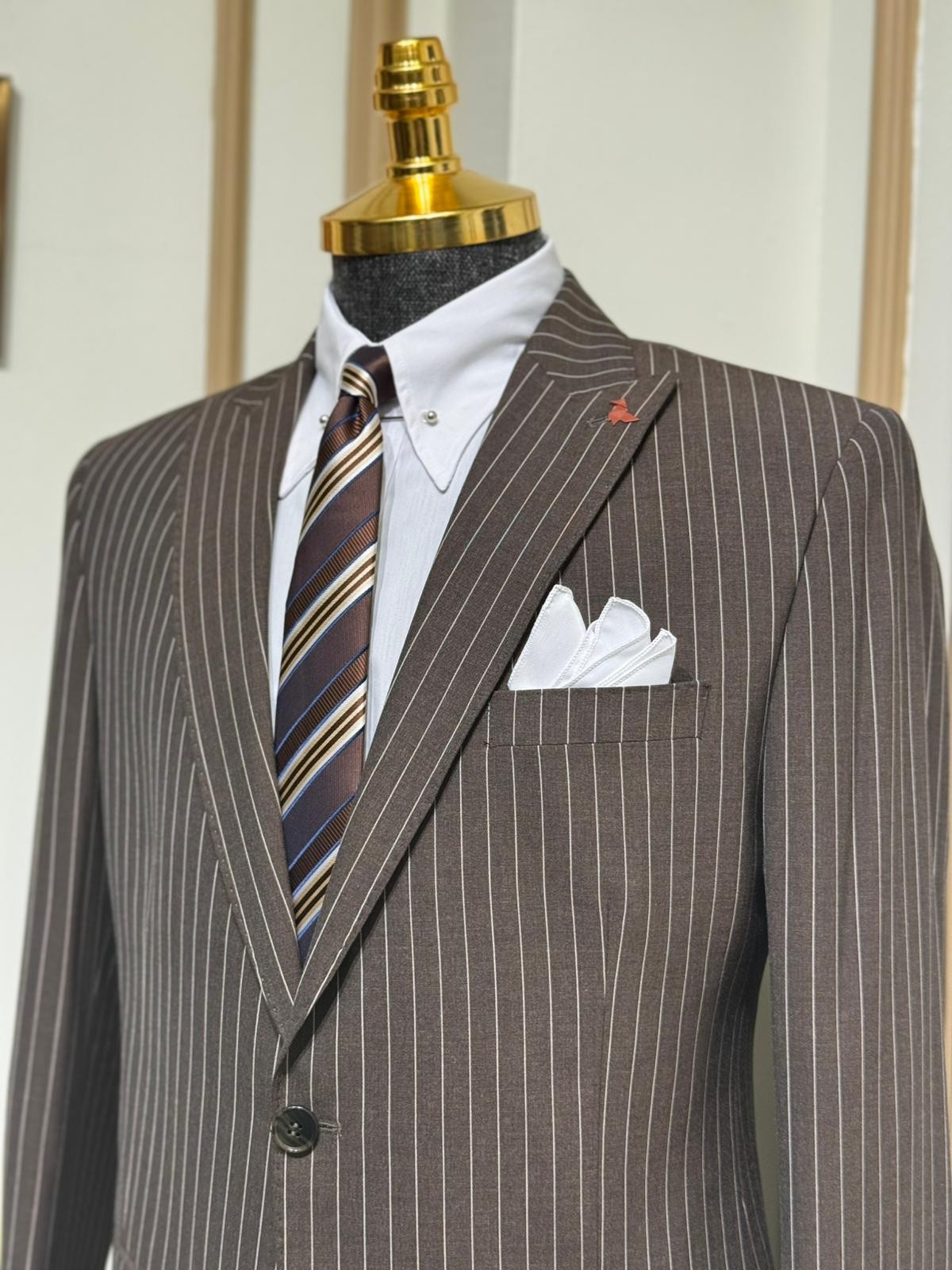 Çizgili Slim Fit Geniş Yaka Kruvaze Takım Elbise 