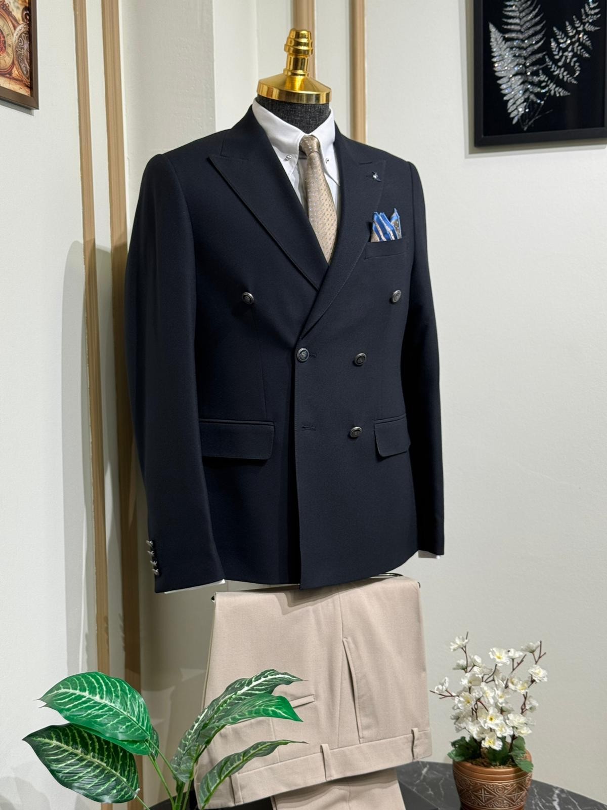 Düz Slim Fit Kırlangıç Yaka Kruvaze Takım Elbise 