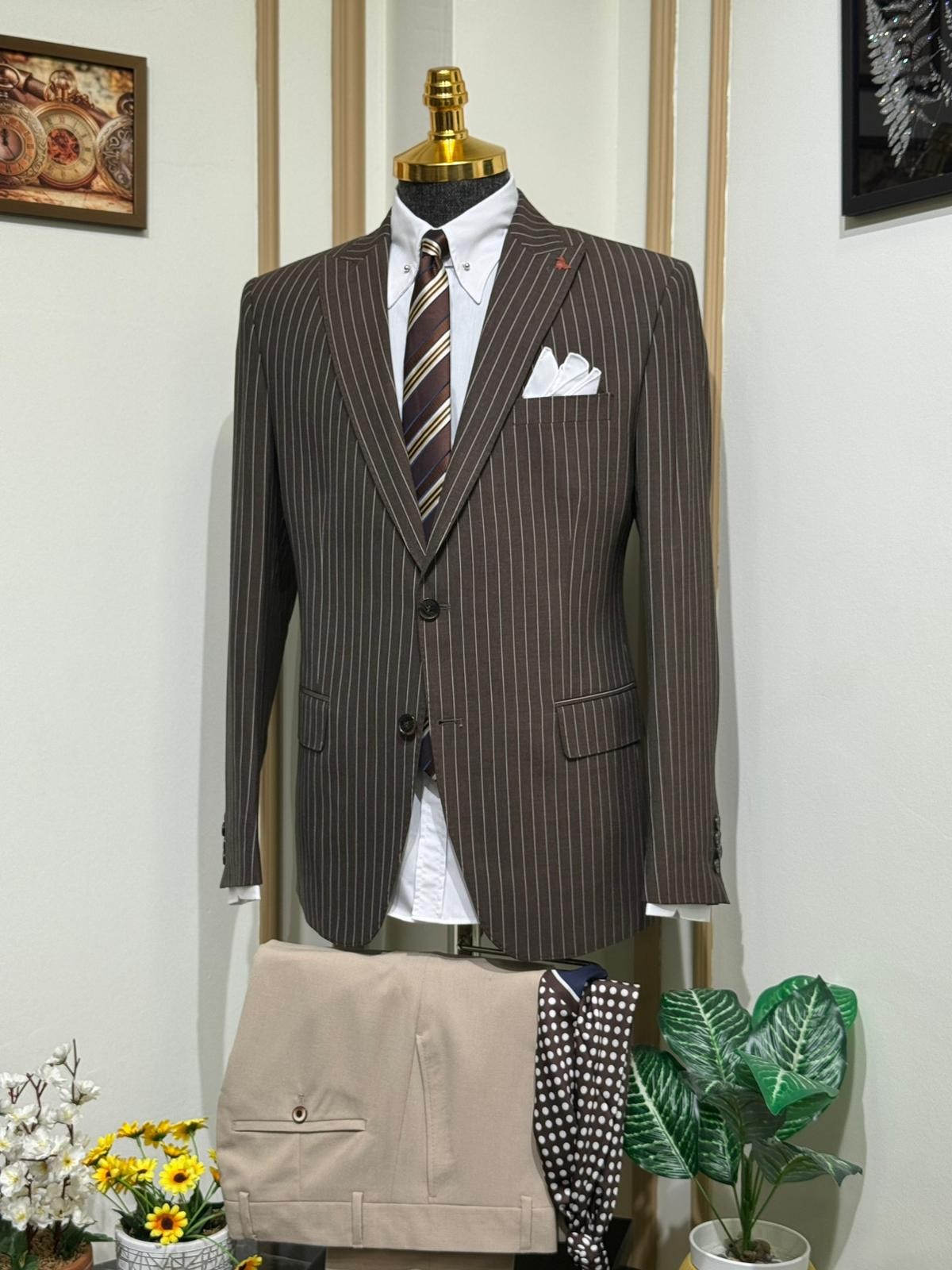 Çizgili Slim Fit Geniş Yaka Kruvaze Takım Elbise 