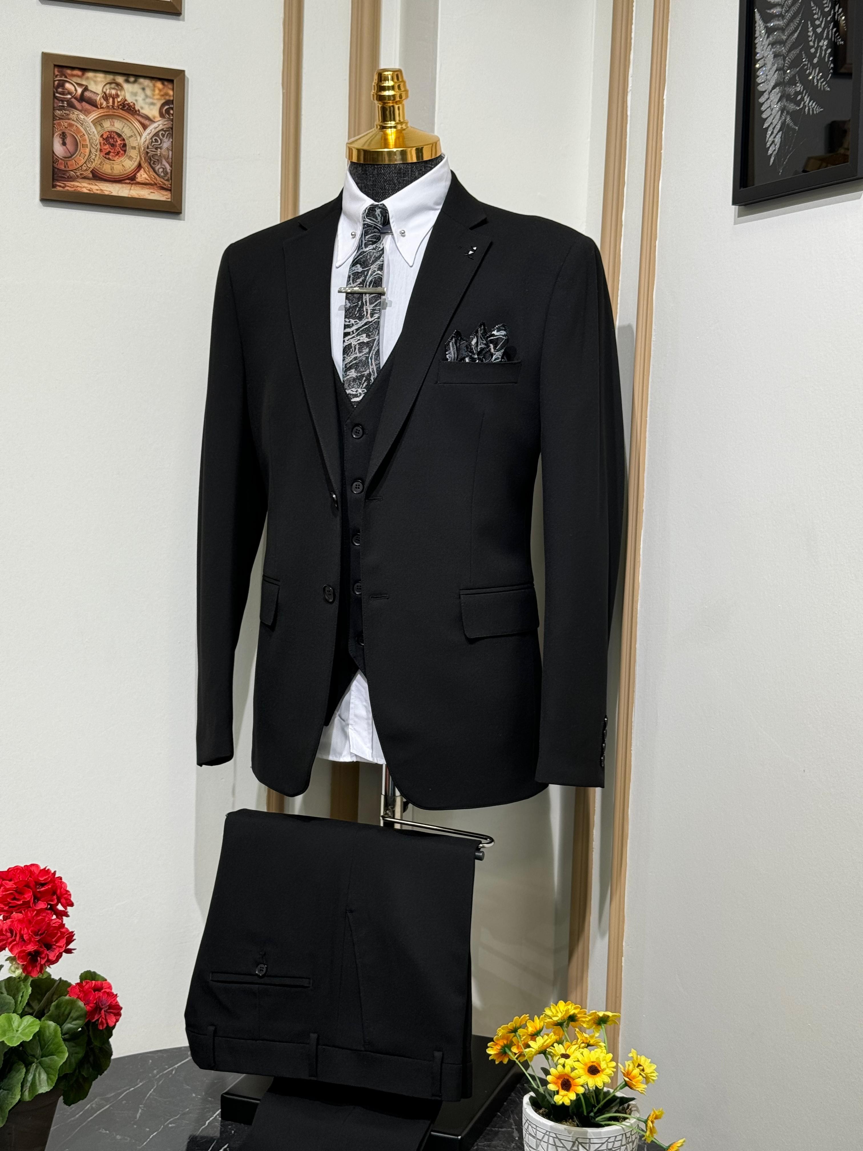Klasik Slim Fit Yelekli Takım Elbise