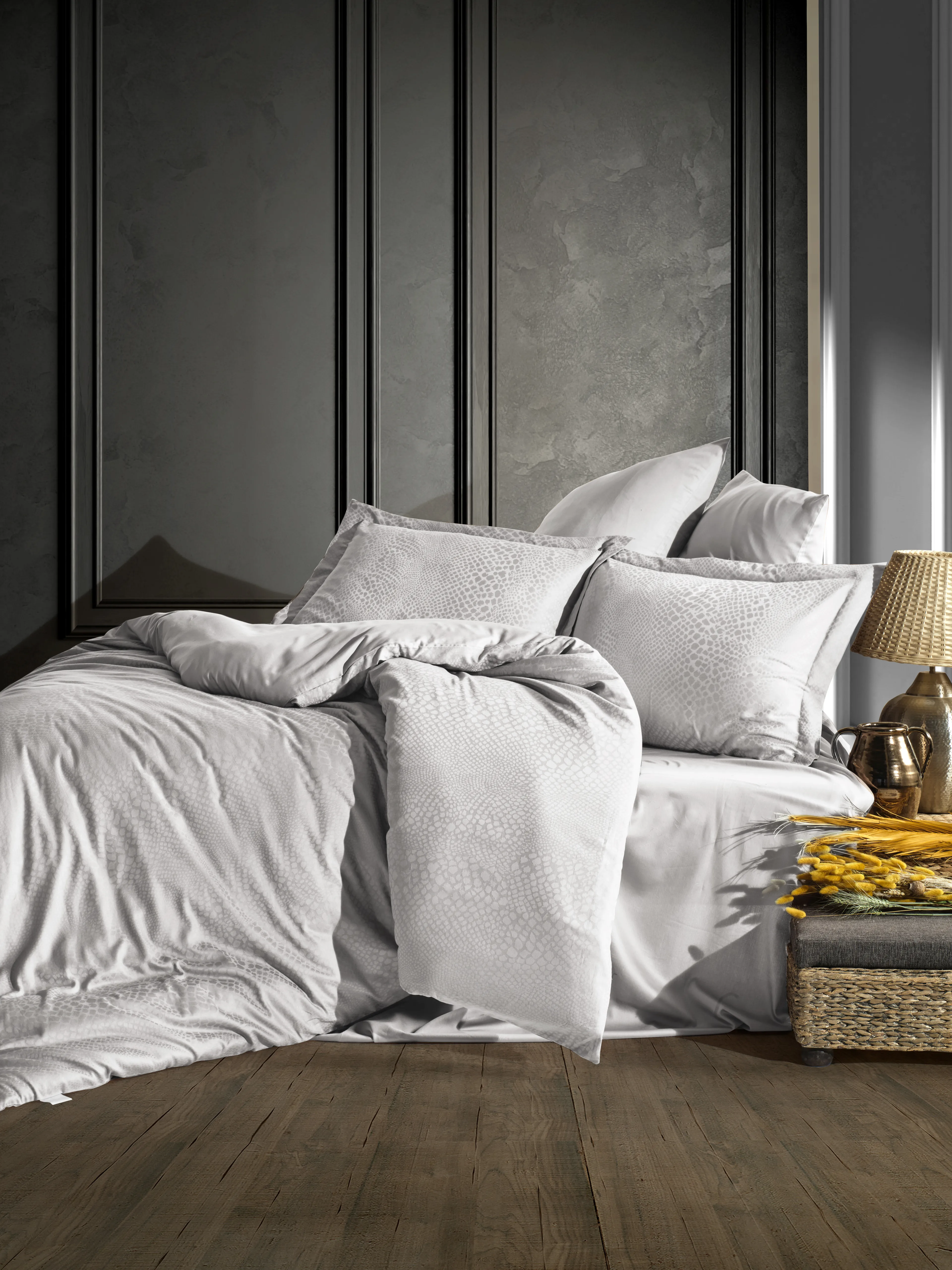 Austin Jakarlı Pamuk Saten Nevresim Takımı – Lüks Parlak Dokulu %100 Pamuk Saten, Zarif Jakarlı Desen, 6 Renk Seçeneğiyle Şık ve Konforlu Yatak Odası Seti