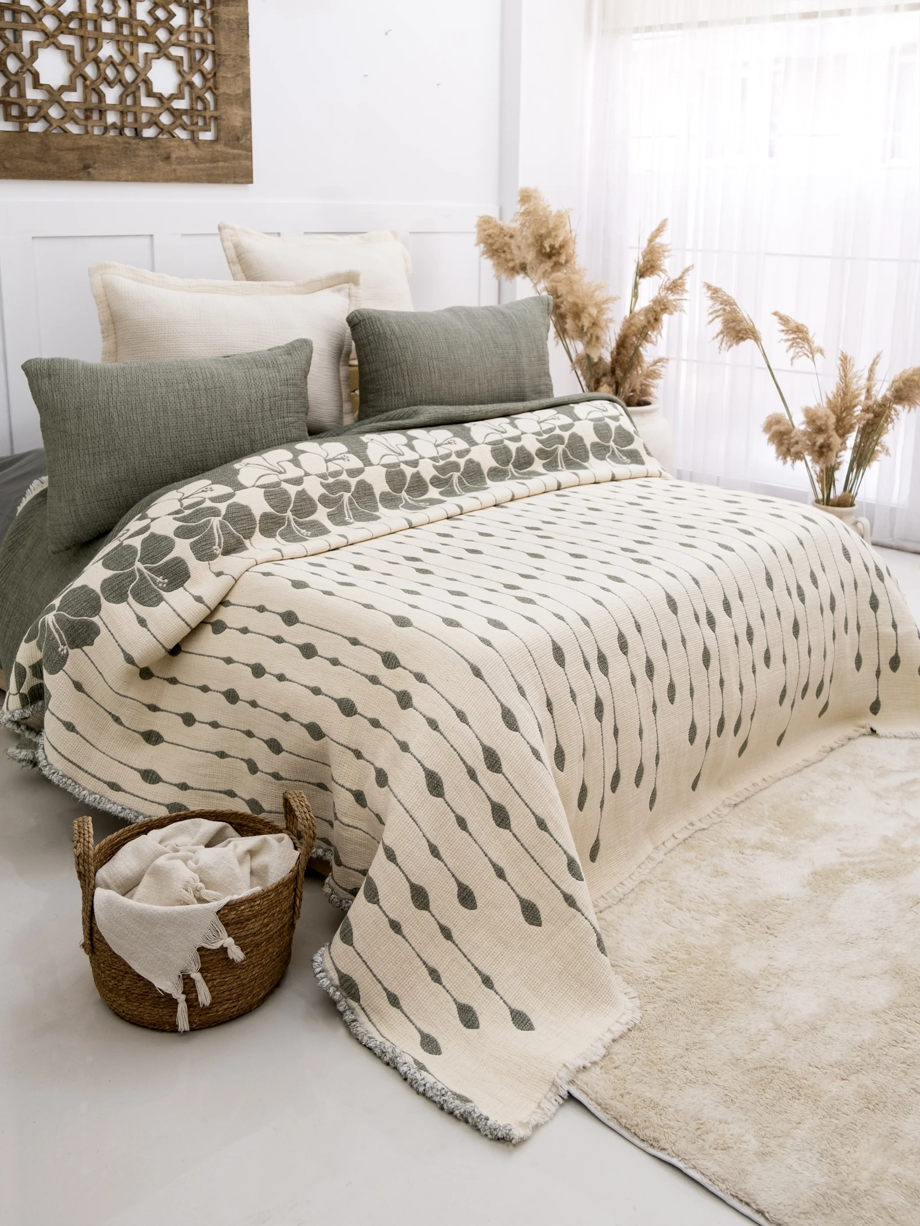 Sole Müslin Yatak Örtüsü Seti – 4 Katmanlı Jakarlı Dokuma | 240x260 cm | %100 Pamuk | Doğal ve Yumuşak Müslin Battaniye Takımı