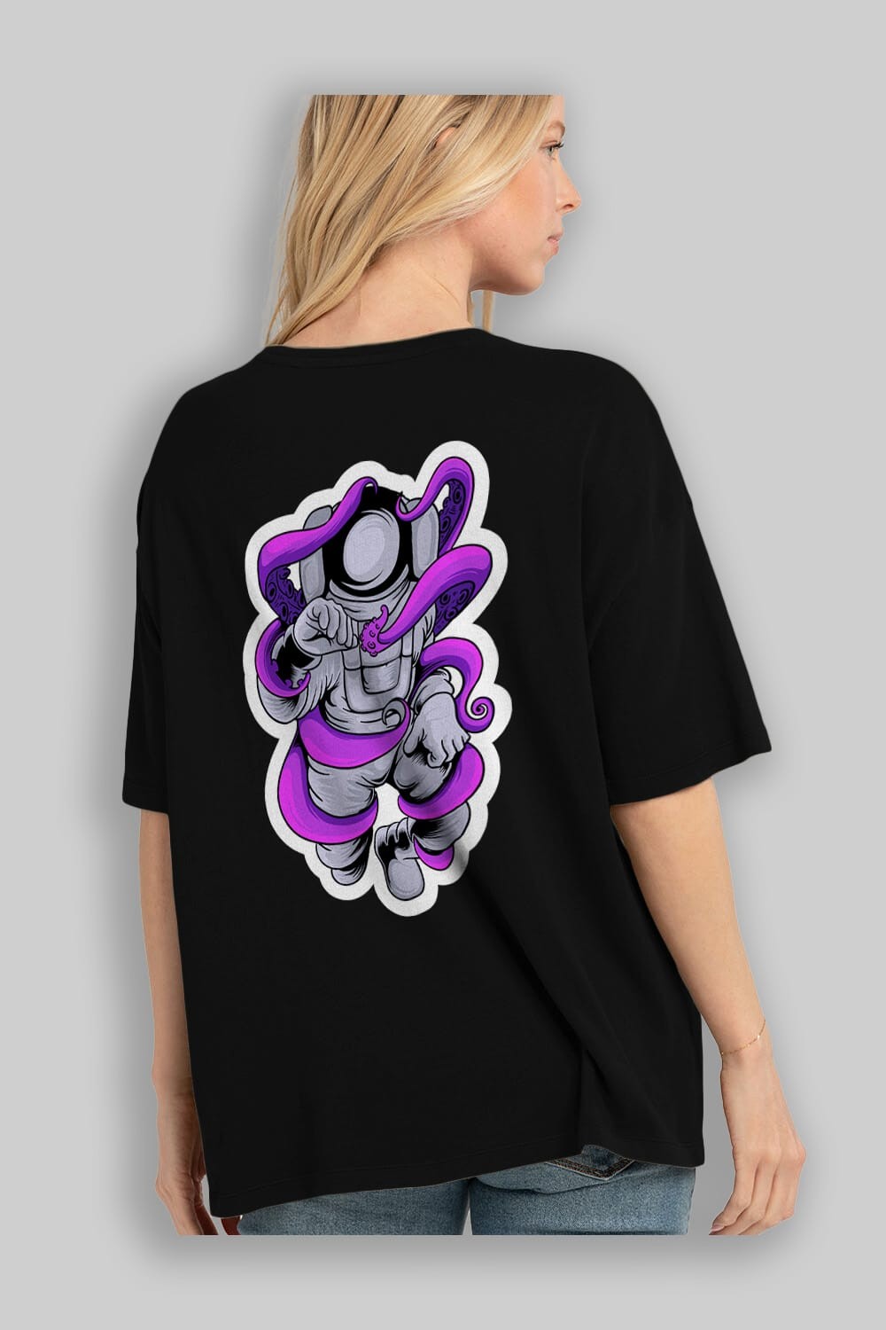 Astronaut fighting octopus sticker Arka Baskılı Oversize t-shirt Erkek Kadın Unisex