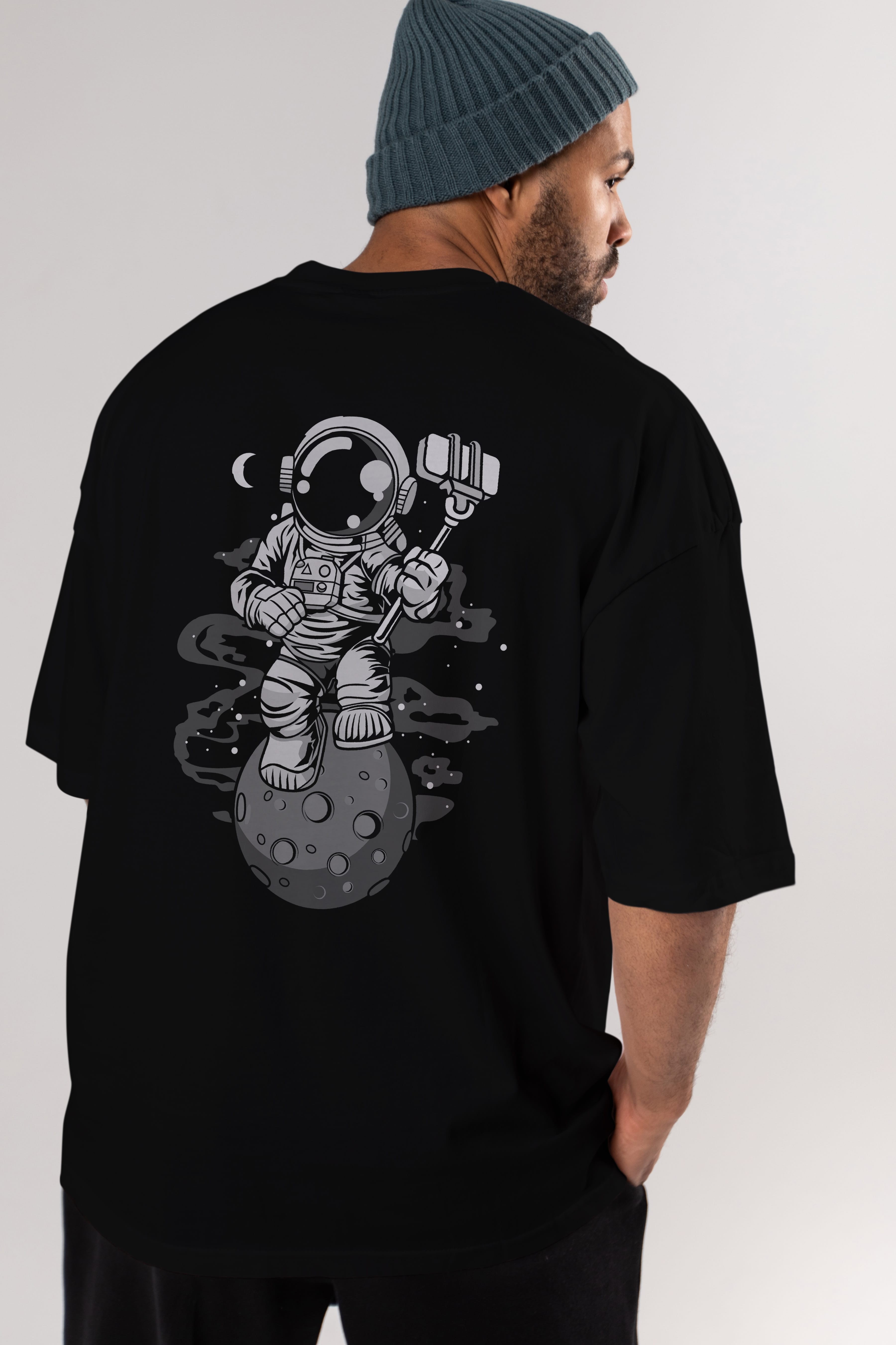 Astronaut Selfie Arka Baskılı Oversize t-shirt Erkek Kadın Unisex