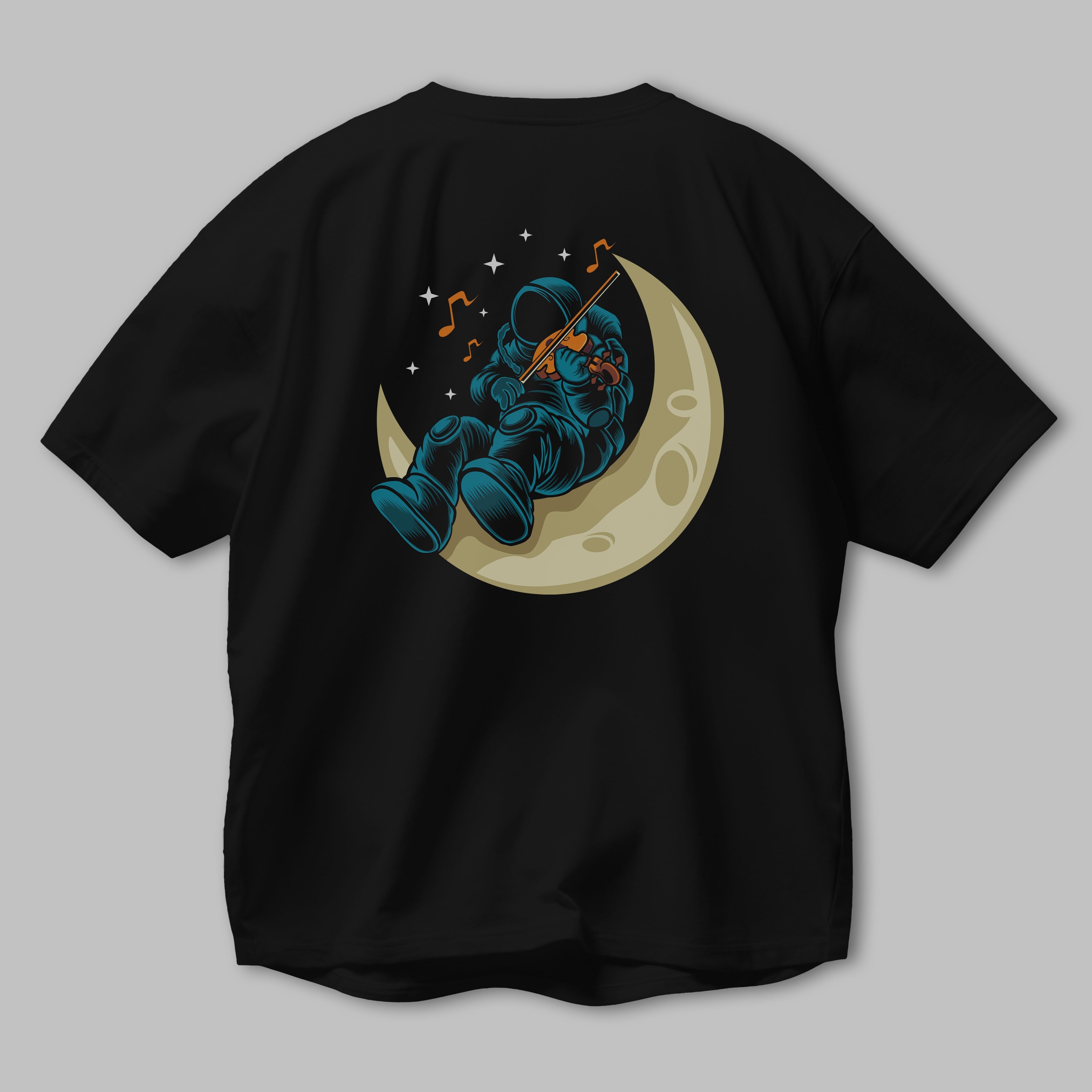 Playing Vionist in Space Arka Baskılı Oversize t-shirt Erkek Kadın Unisex