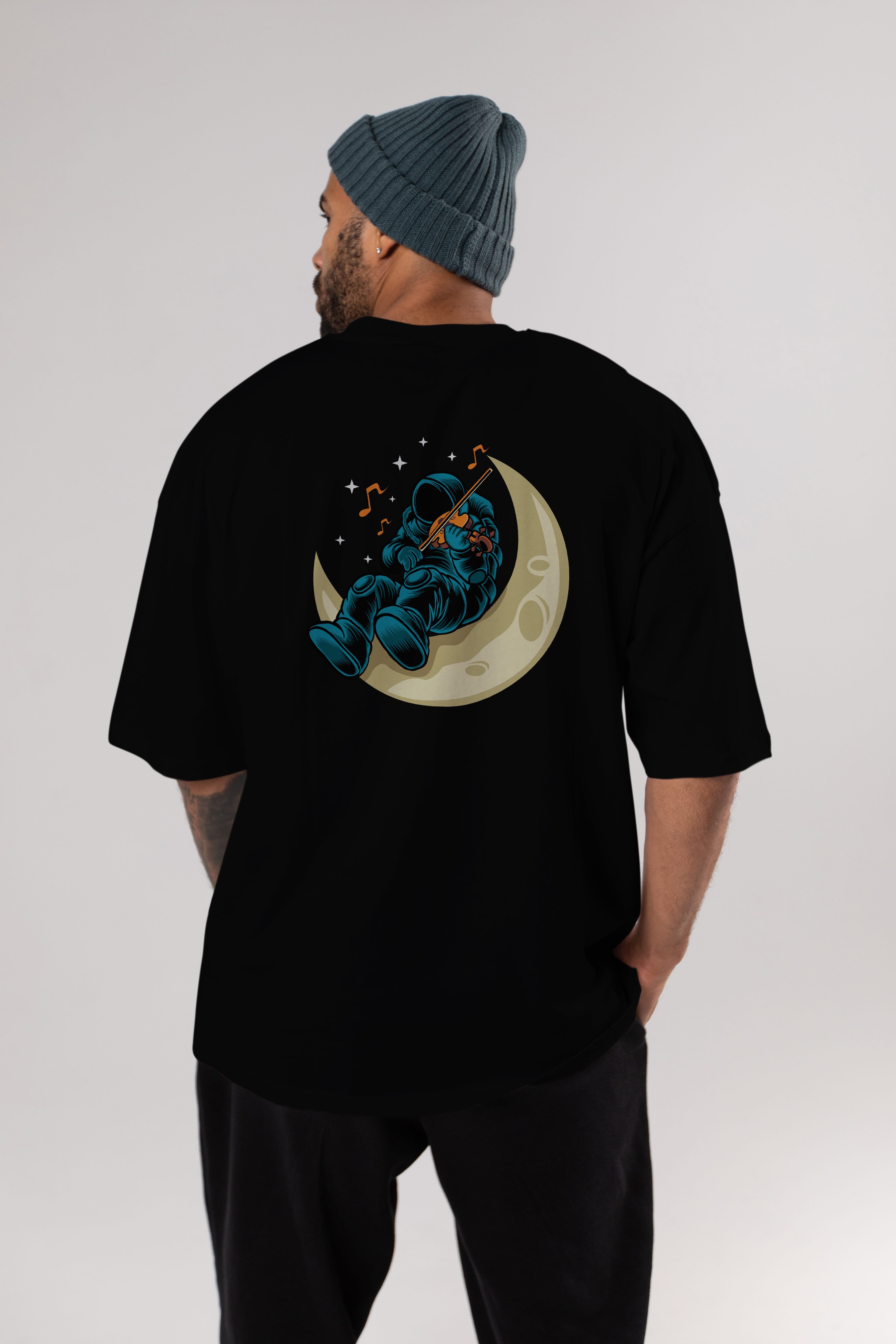 Playing Vionist in Space Arka Baskılı Oversize t-shirt Erkek Kadın Unisex