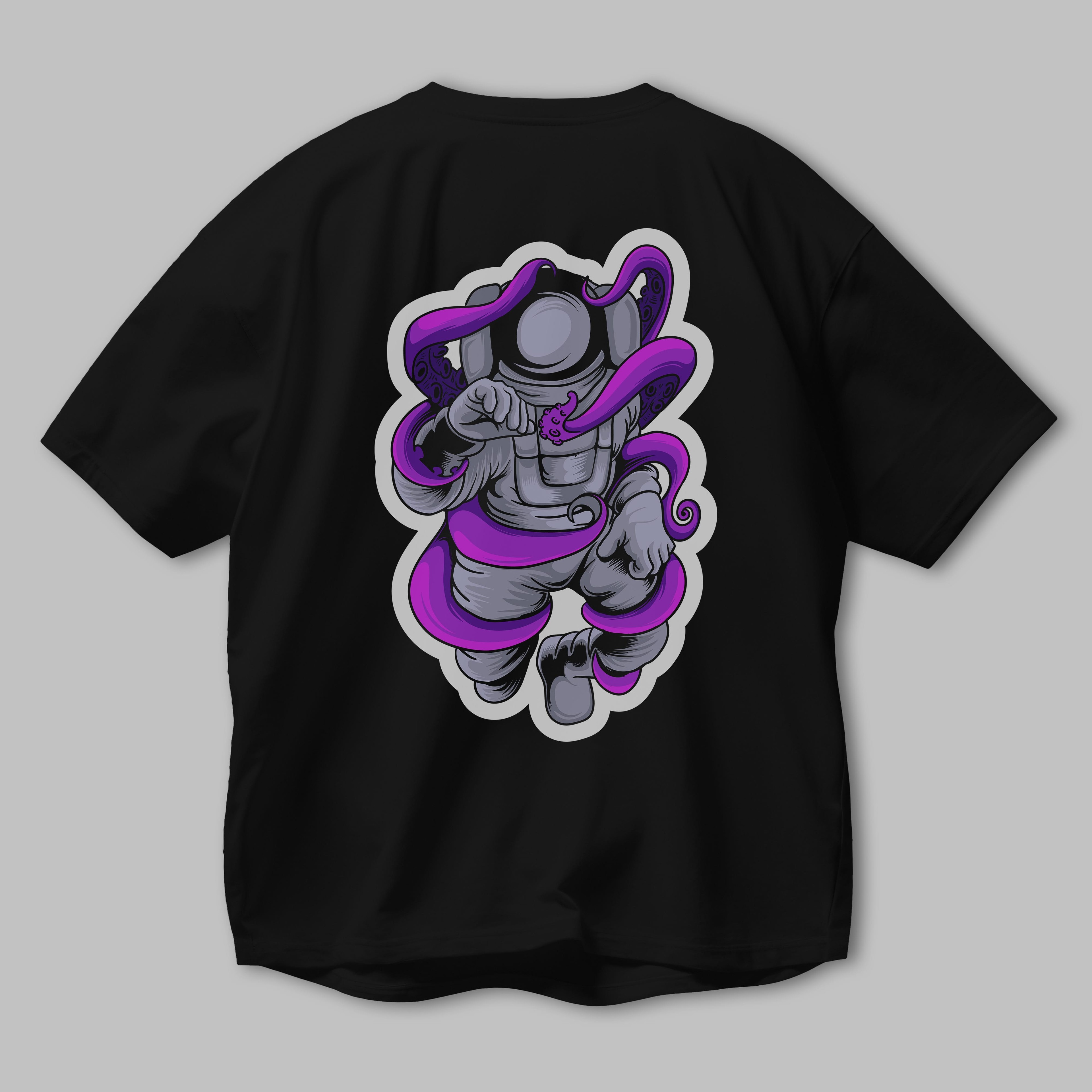 Astronaut fighting octopus sticker Arka Baskılı Oversize t-shirt Erkek Kadın Unisex