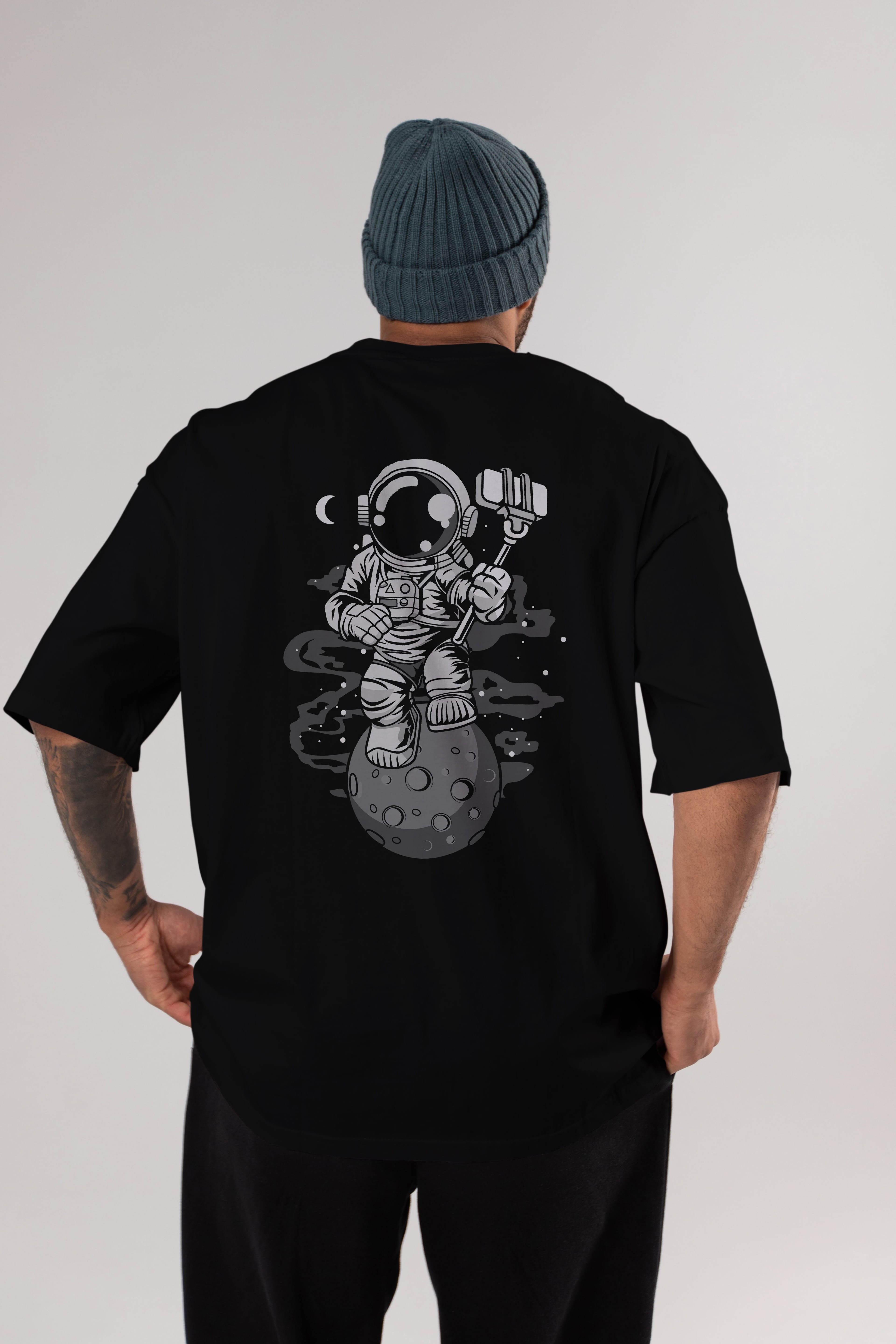 Astronaut Selfie Arka Baskılı Oversize t-shirt Erkek Kadın Unisex