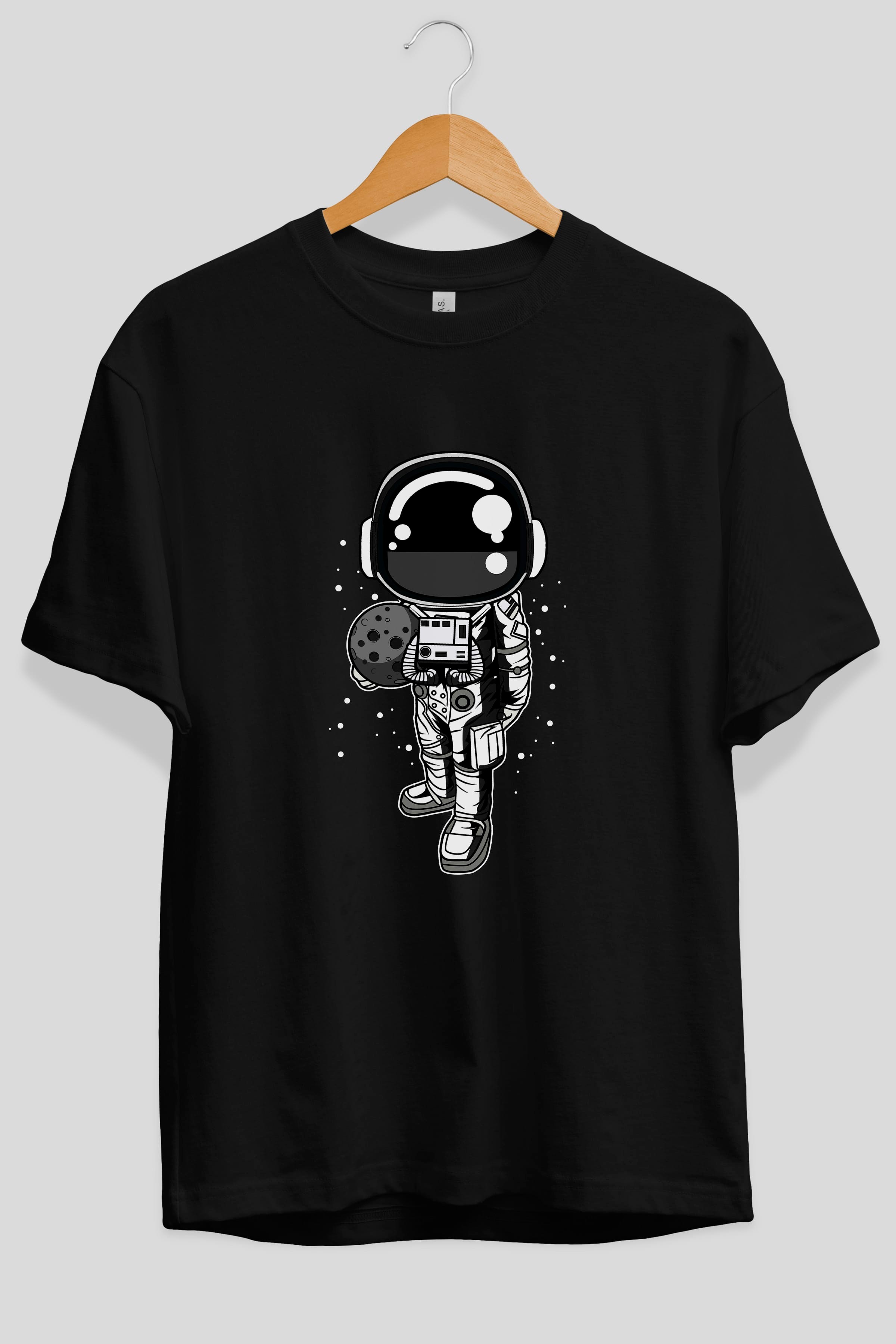 Astronaut Holding The Moon Ön Baskılı Oversize t-shirt Erkek Kadın Unisex