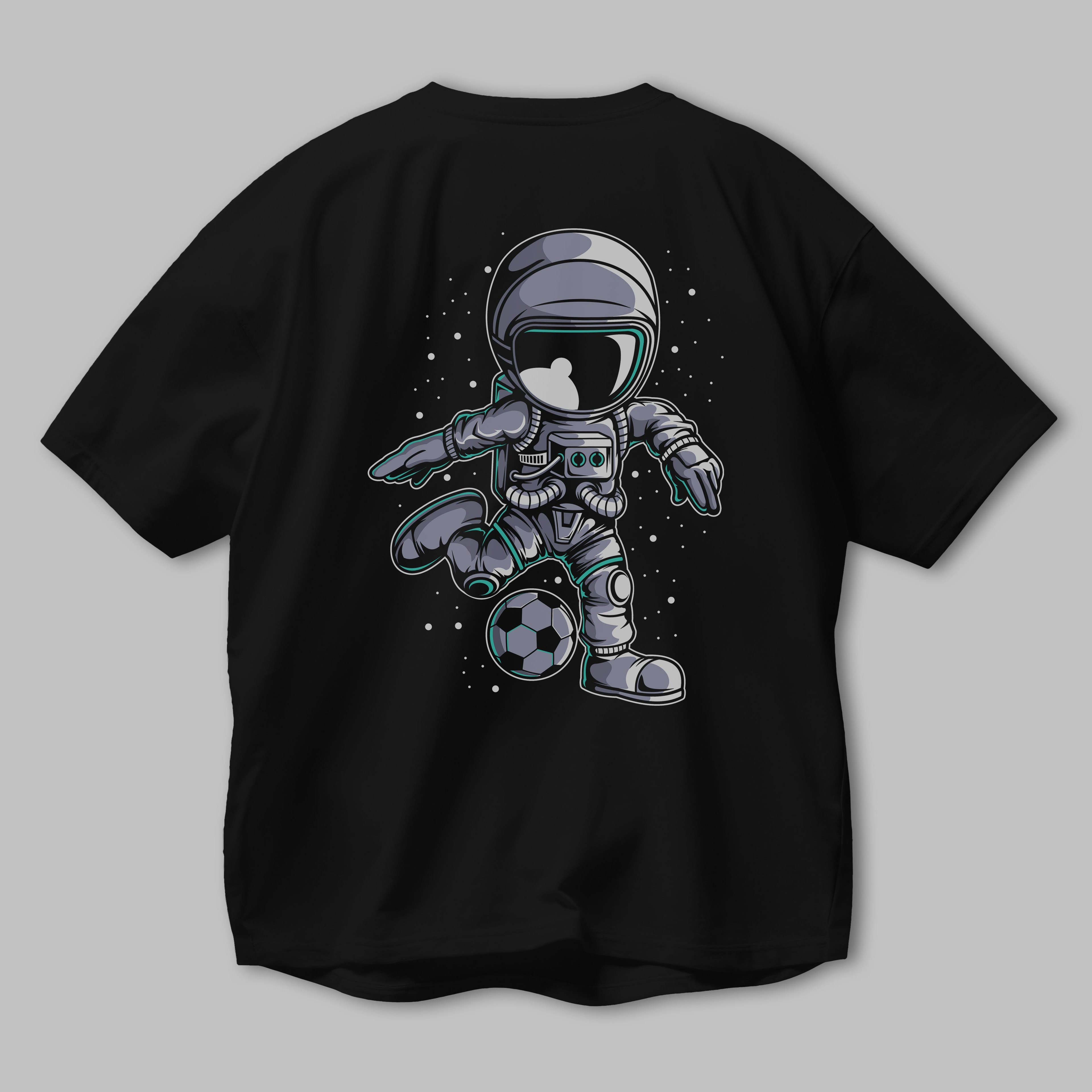 Astronaut Soccer (2) Arka Baskılı Oversize t-shirt Erkek Kadın Unisex