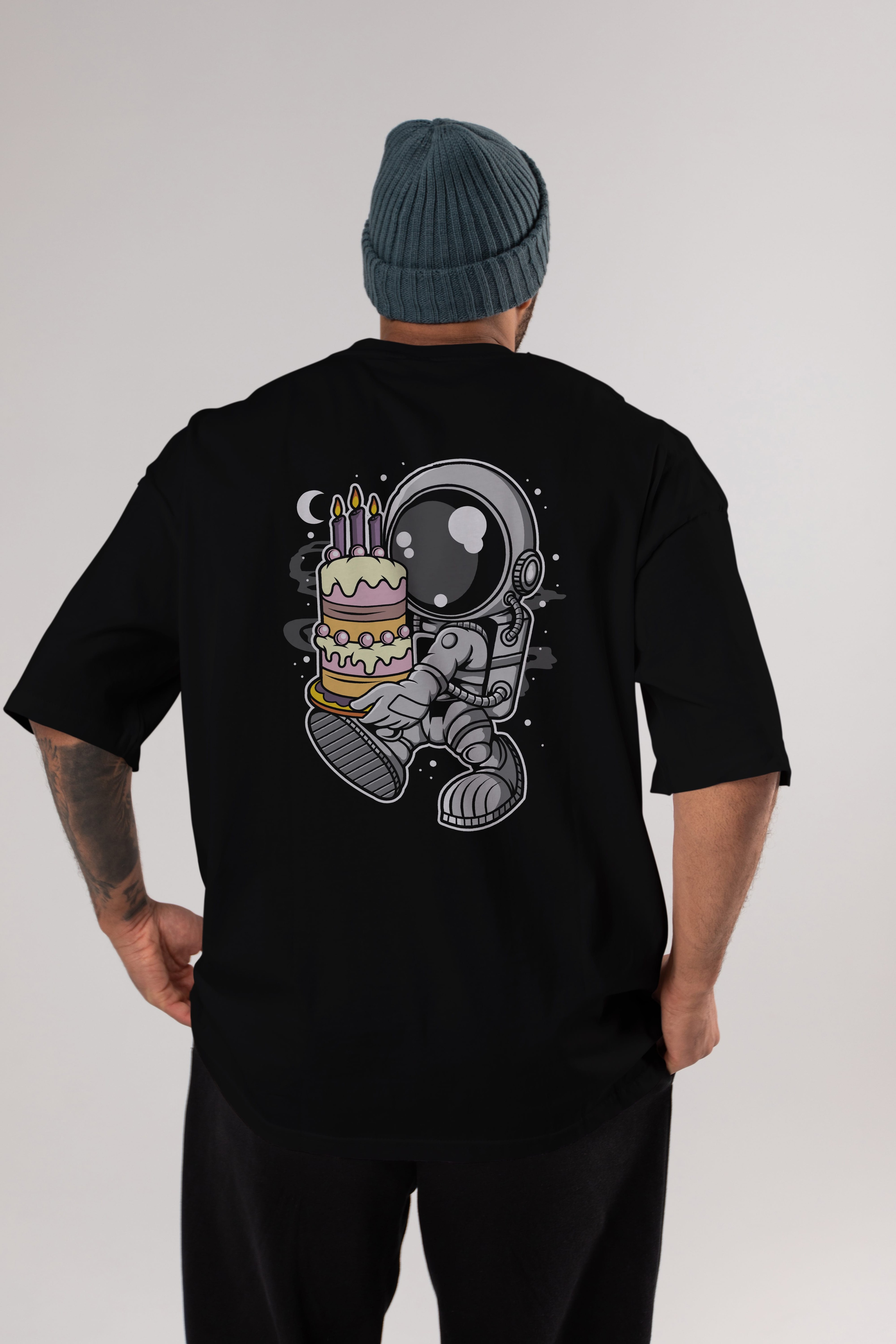 Astronaut Birthday Cake Arka Baskılı Oversize t-shirt Erkek Kadın Unisex