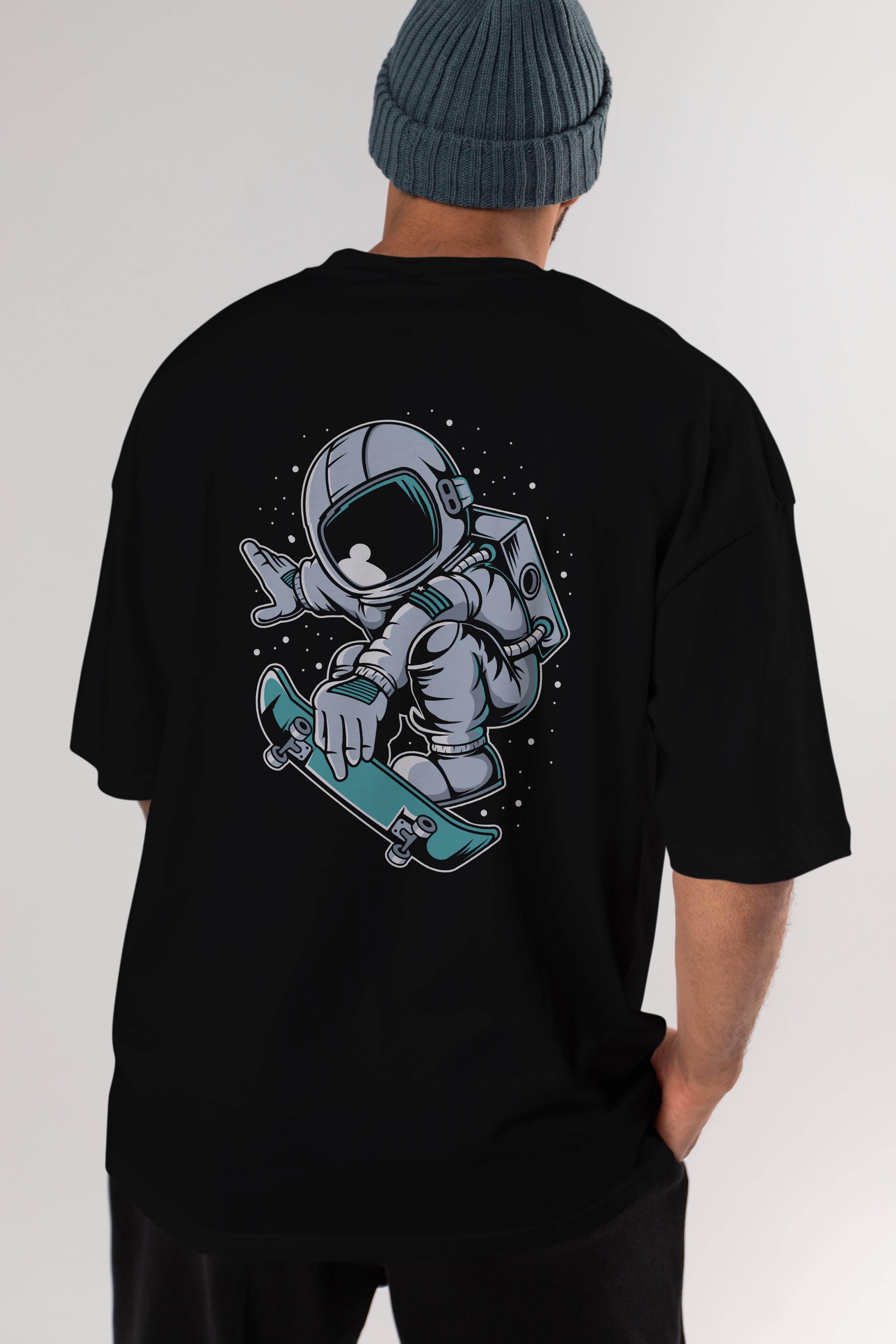 Astronaut Skateboard Jump Arka Baskılı Oversize t-shirt Erkek Kadın Unisex