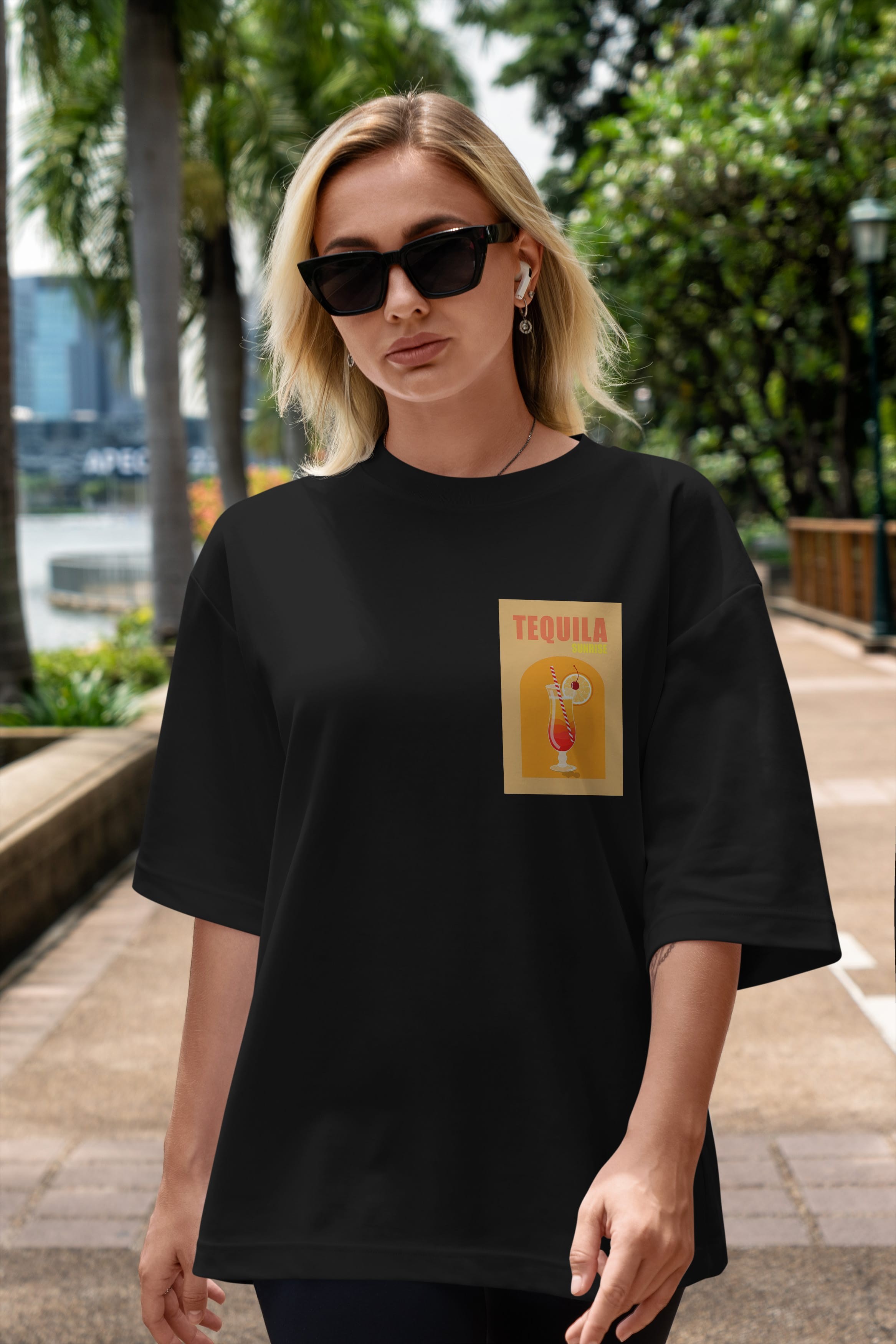 Tequila Sunrise Ön Sol Baskılı Oversize t-shirt Erkek Kadın Unisex %100 Pamuk Bisiklet Yaka tişort