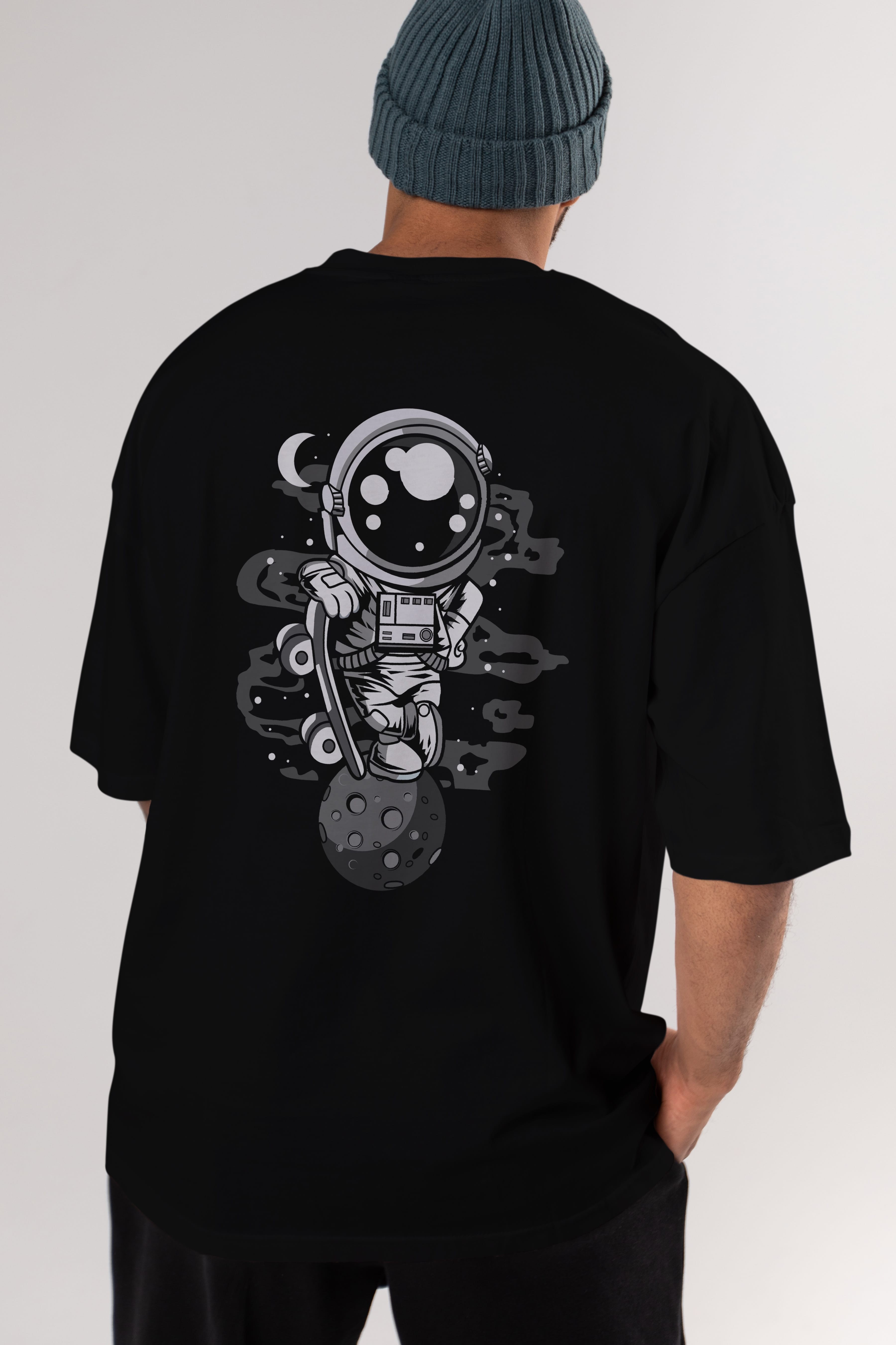 Astronaut Skater Boy Arka Baskılı Oversize t-shirt Erkek Kadın Unisex