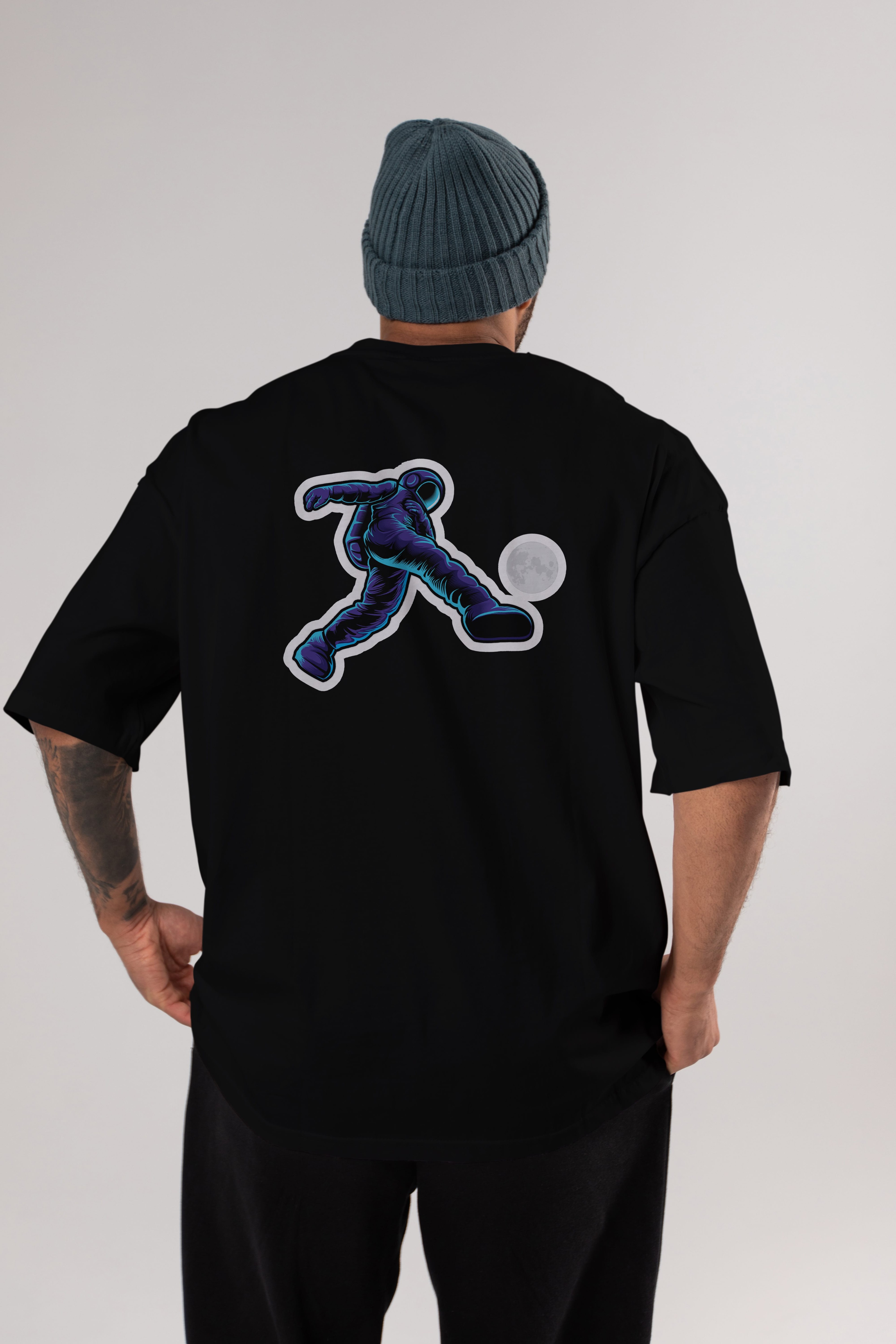 Astroball in Space Sticker Arka Baskılı Oversize t-shirt Erkek Kadın Unisex