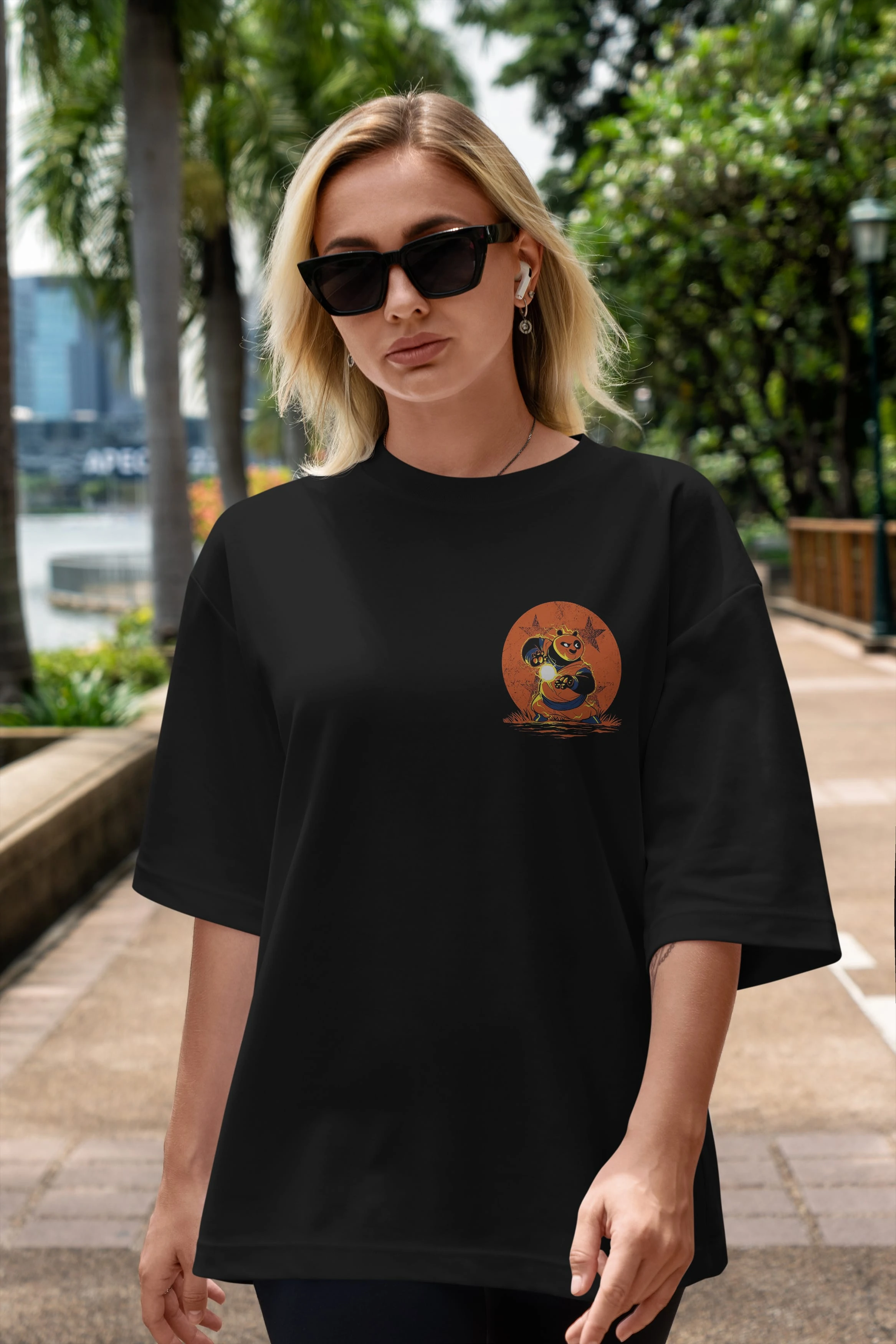 Kung Fu Panda Ön Sol Baskılı Oversize t-shirt Erkek Kadın Unisex %100 Pamuk Bisiklet Yaka tişort