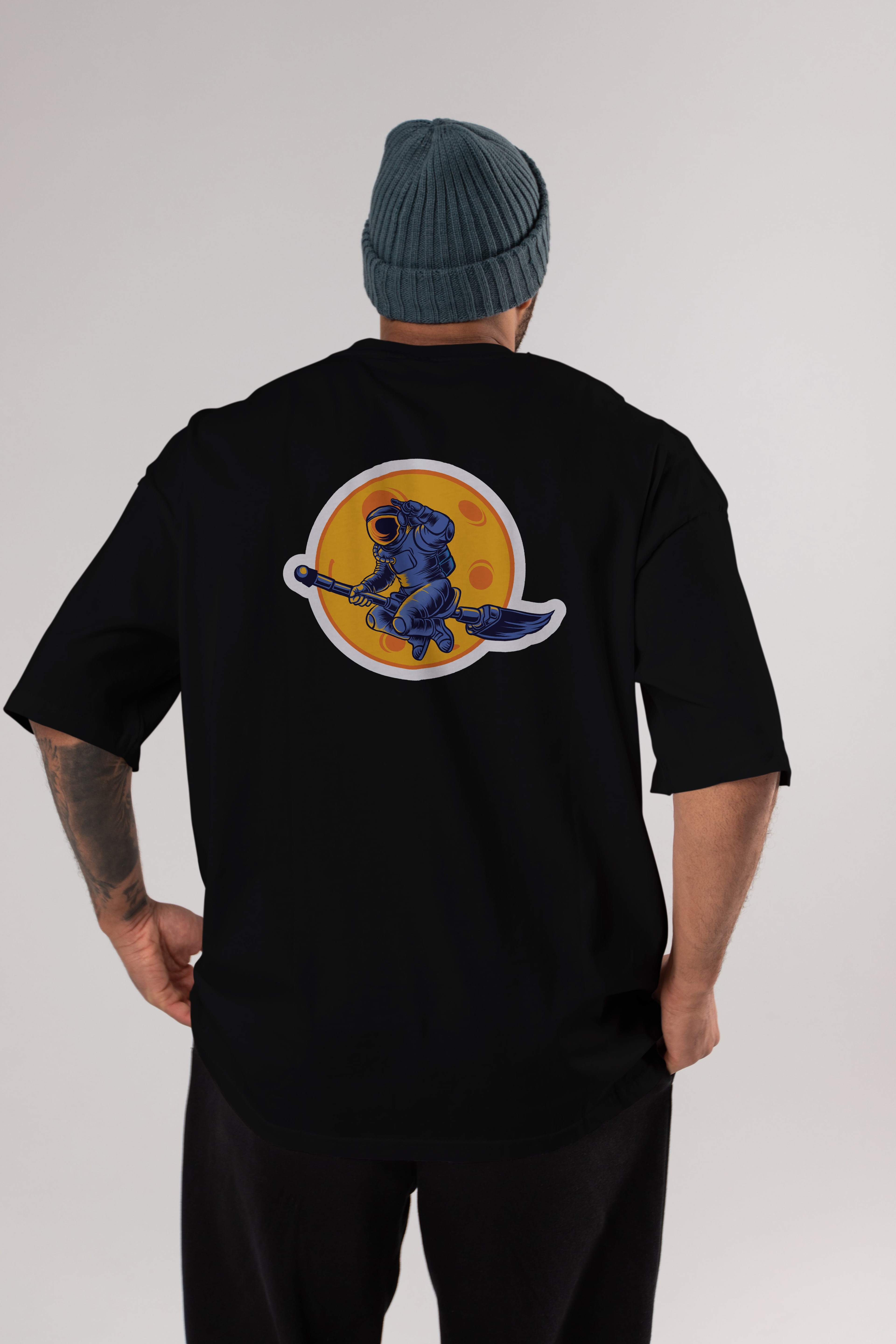 Space Witch Sticker Arka Baskılı Oversize t-shirt Erkek Kadın Unisex