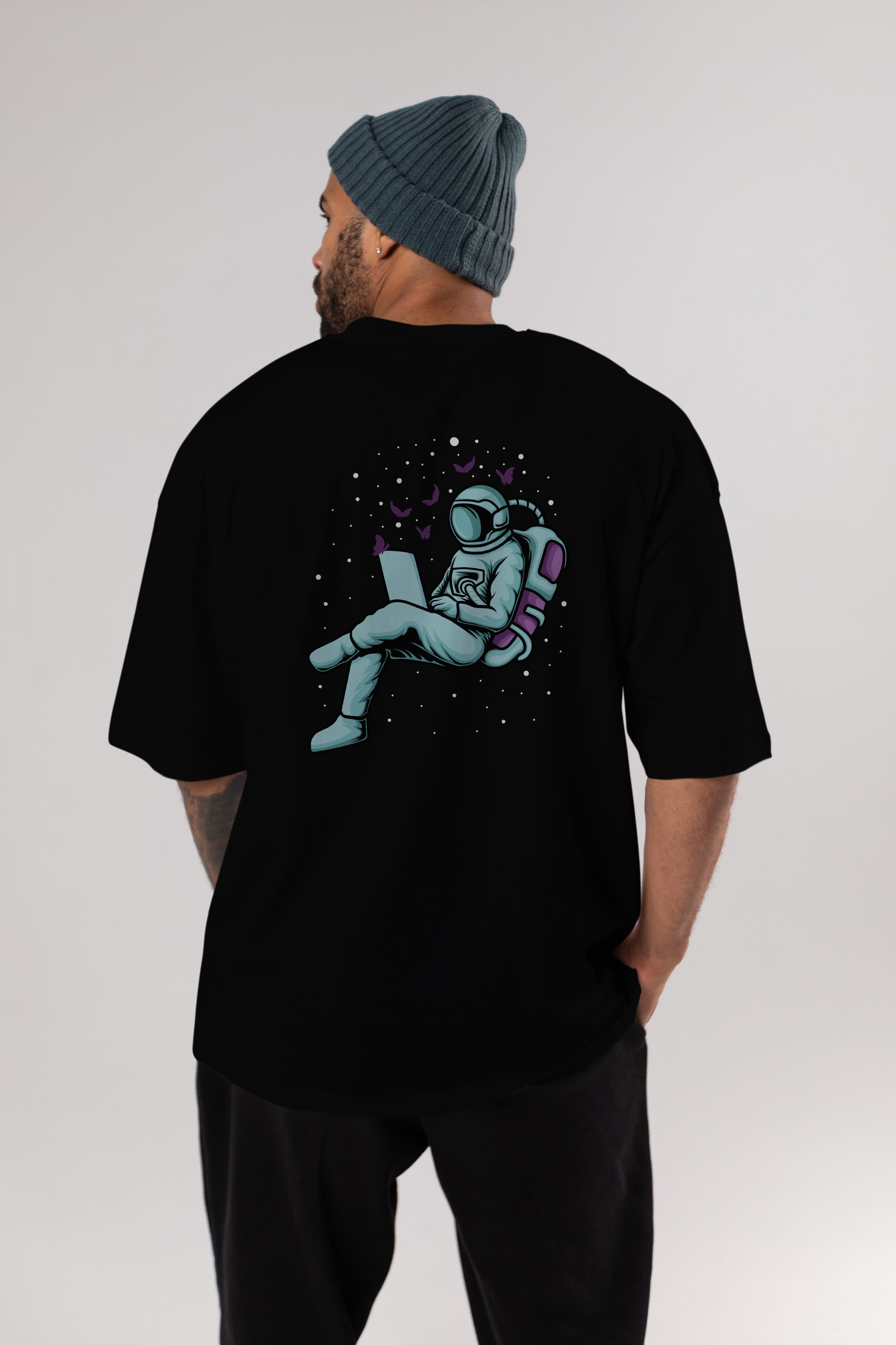 Work with Butterflies in Space Arka Baskılı Oversize t-shirt Erkek Kadın Unisex