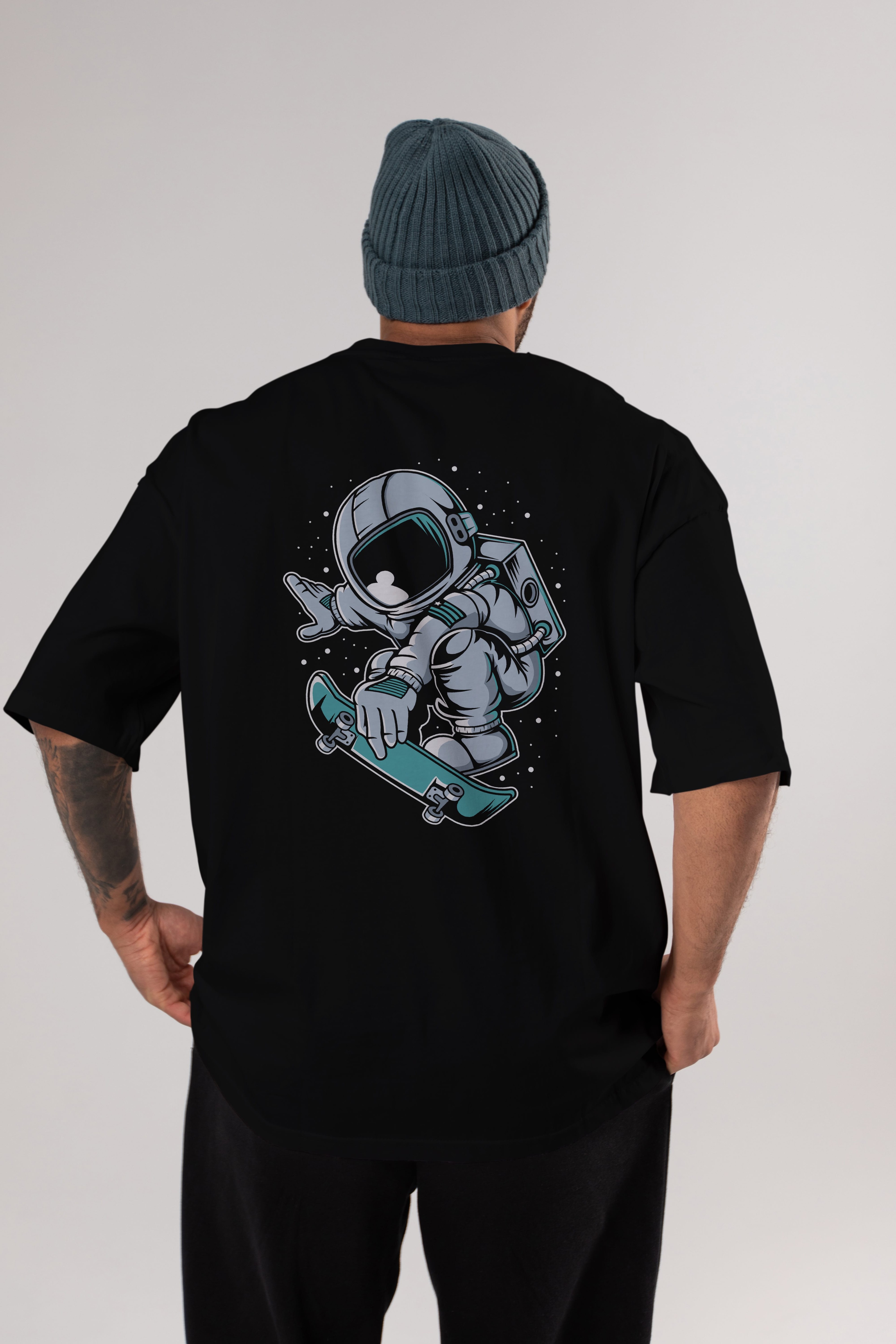 Astronaut Skateboard Jump Arka Baskılı Oversize t-shirt Erkek Kadın Unisex