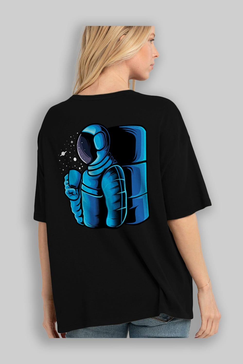 Drinking coffee in space Arka Baskılı Oversize t-shirt Erkek Kadın Unisex