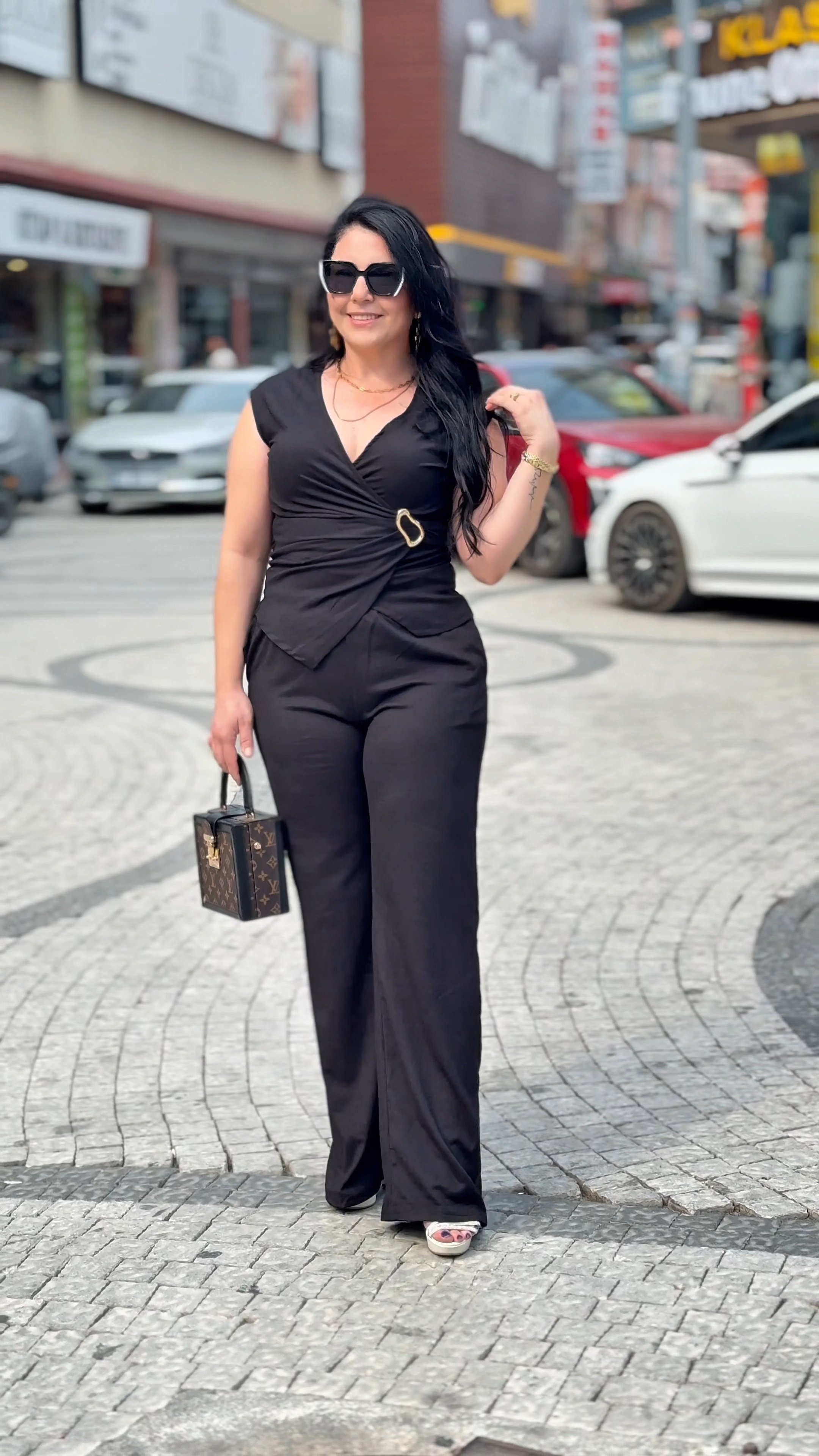 Takım hem şık hem spor kullanbileceginiz ✨️✨️